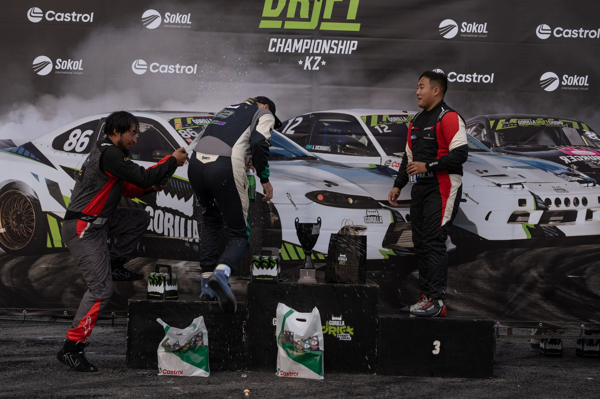 Awarding. Сайт Алматинского НЮ АРТ, будуар и фэшн фотографа Дениса Карпенко