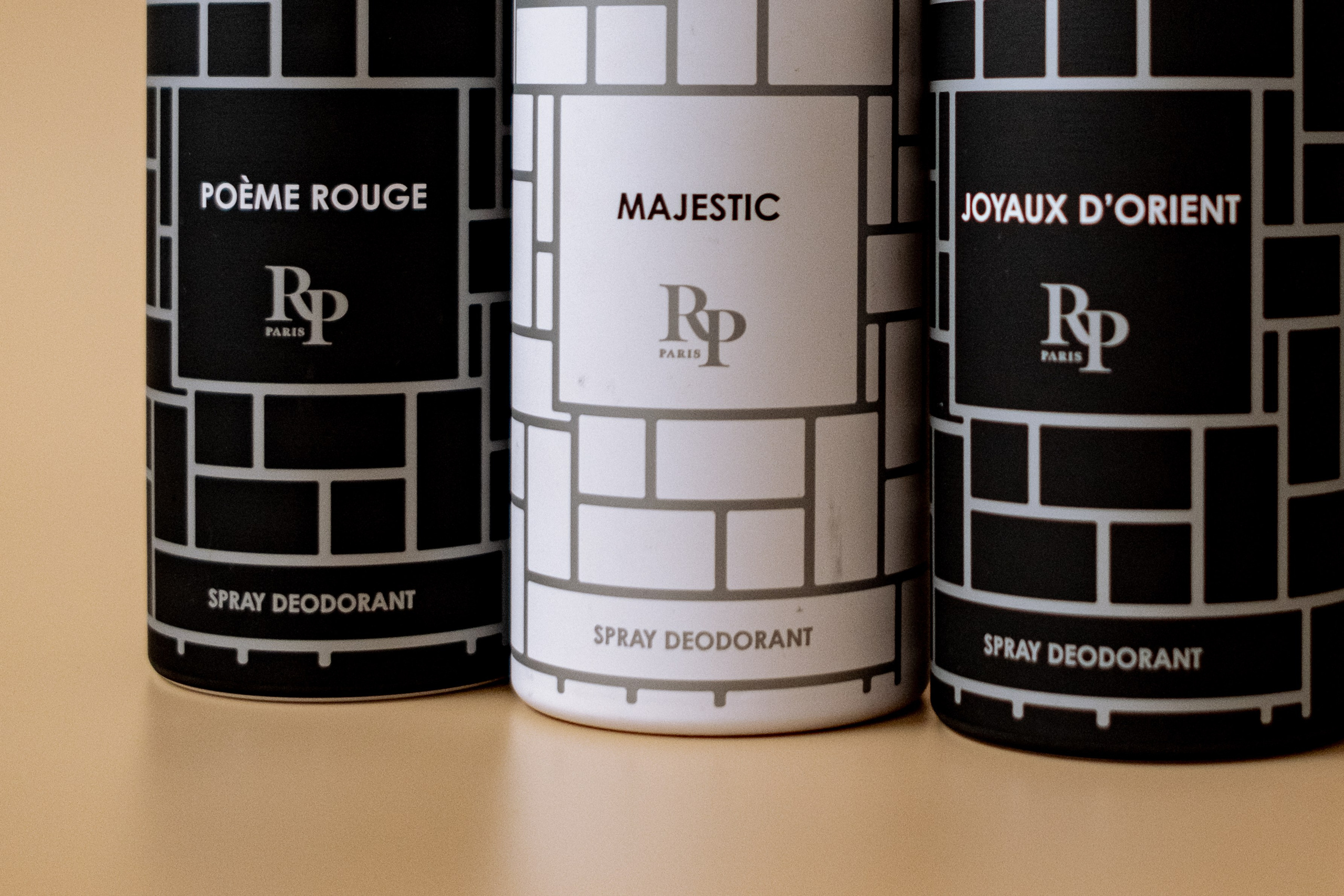 Съемка для RP Paris на фоне. Фотограф в Москве (готова приехать к вам в город)