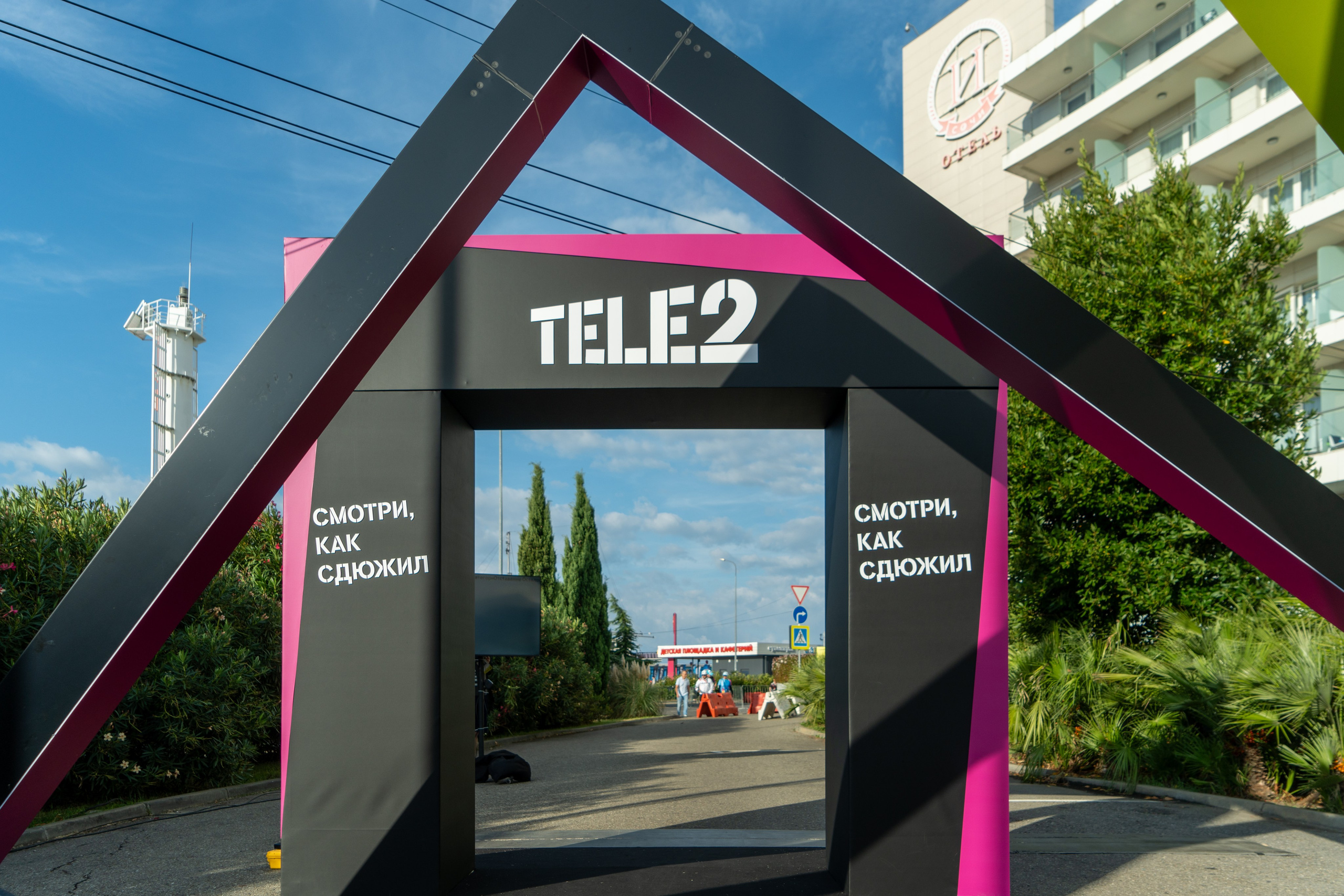 Фотоотчет партнерской интеграции для компании TELE2 на фестивале Ironstar. Репортажный фотограф в Красной Поляне и Сочи Павлюченко Екатерина