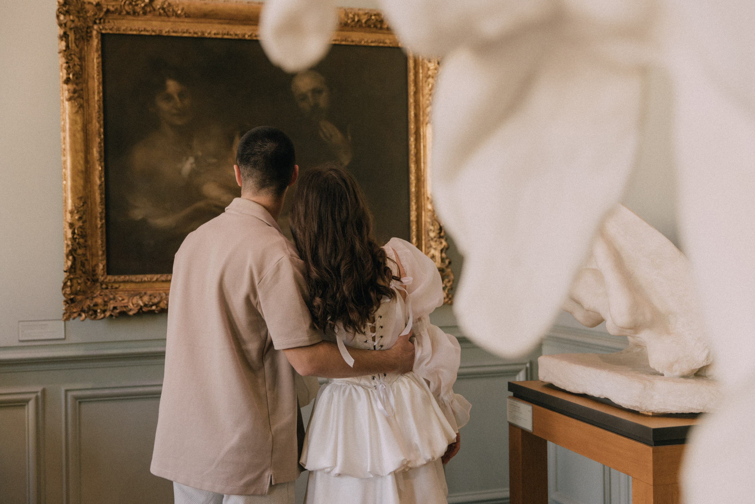 Love is a masterpiece. Photographer in Paris