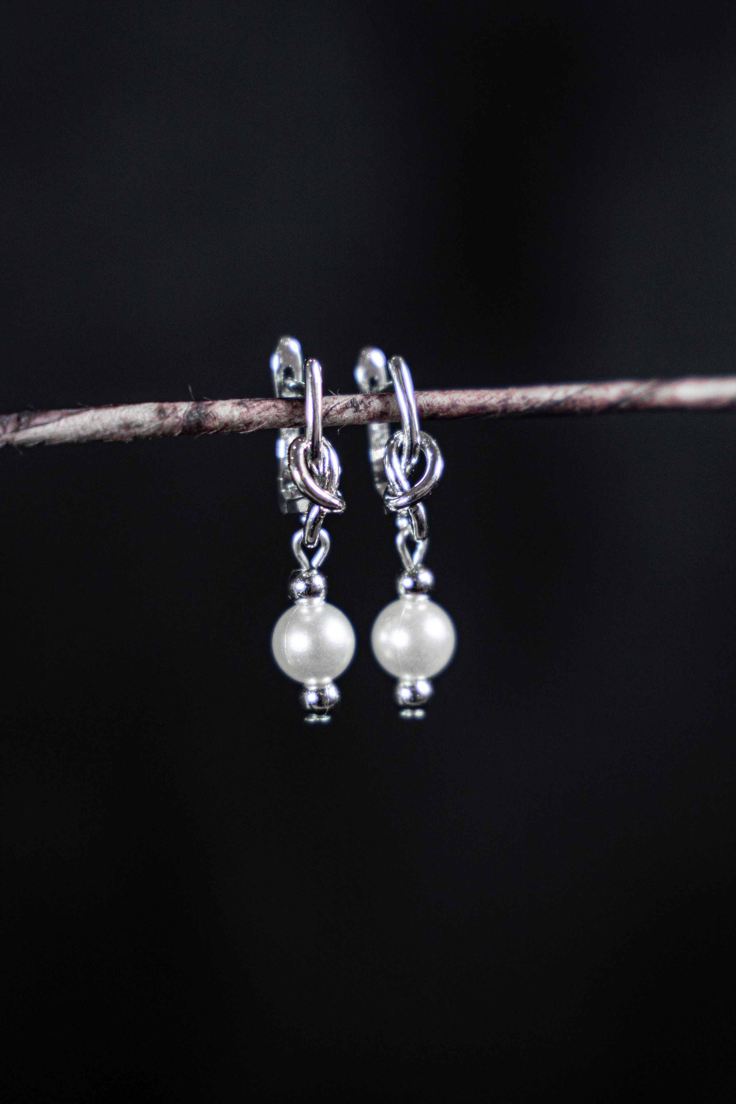 Фото бижутерии для маркетплейсов Ozon и Wildberries Предметная фотосъемка бижутерии для Wildberries и Ozon в Краснодаре. Шедевры для Вас! Фотограф и Видеограф в Краснодаре Пахиев Руслан