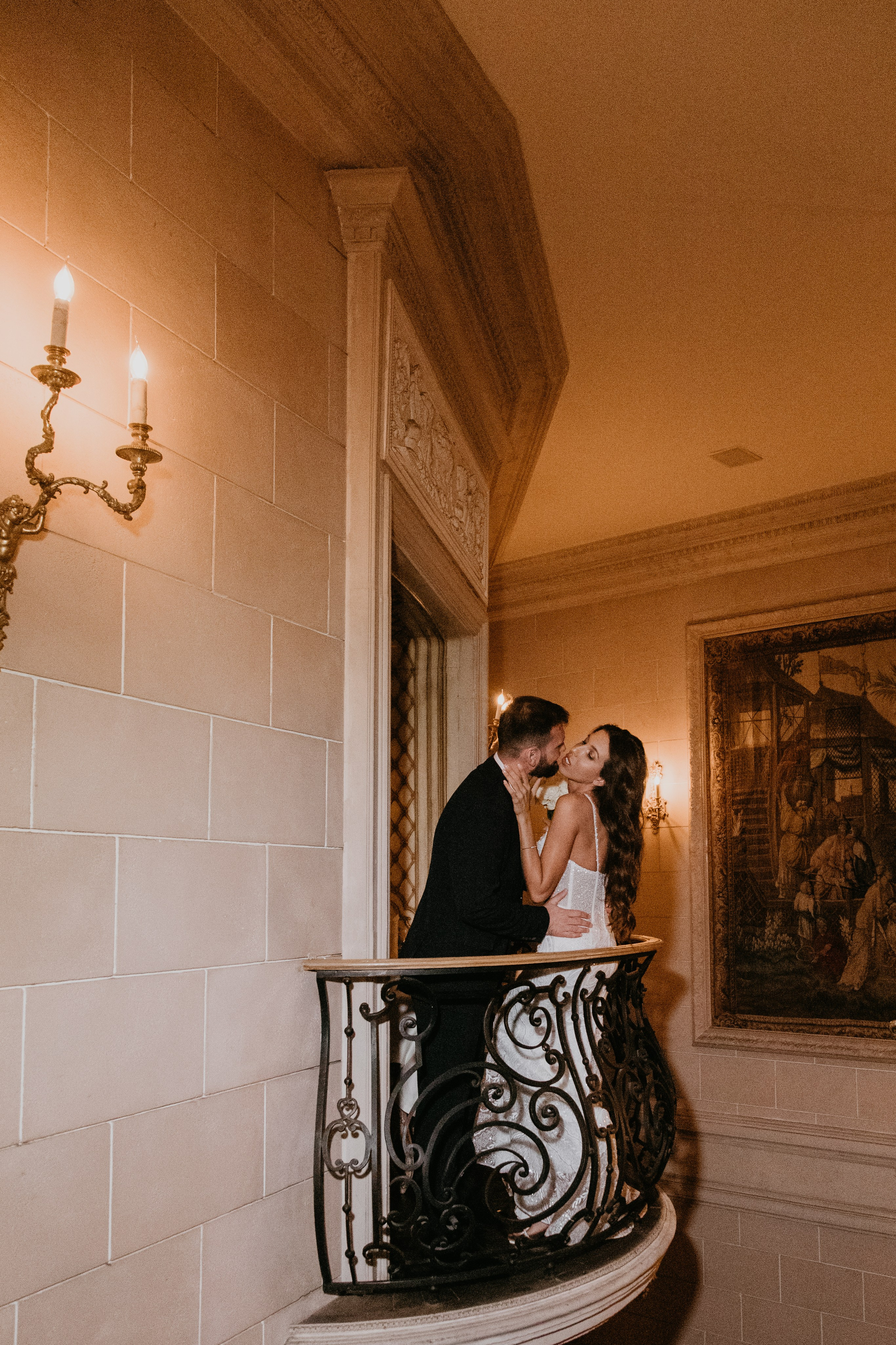 Свадебная фотосессия Амины и Антона в ресторане «Турандот». Фотограф Александра Сыщенко