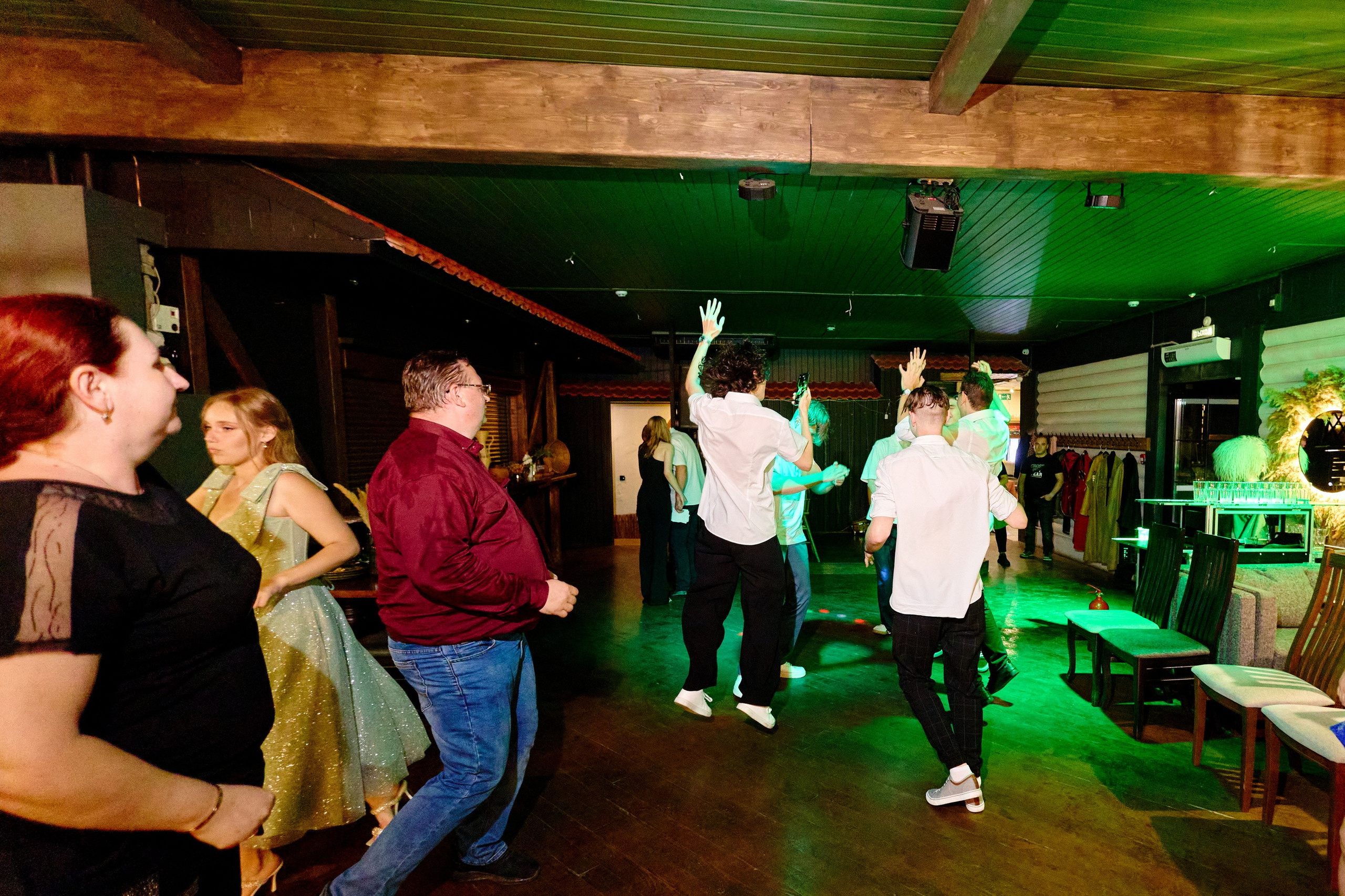 Выпускной 35 Сош. Фотограф Выпускные альбомы Таганрог Сергей Коробченко