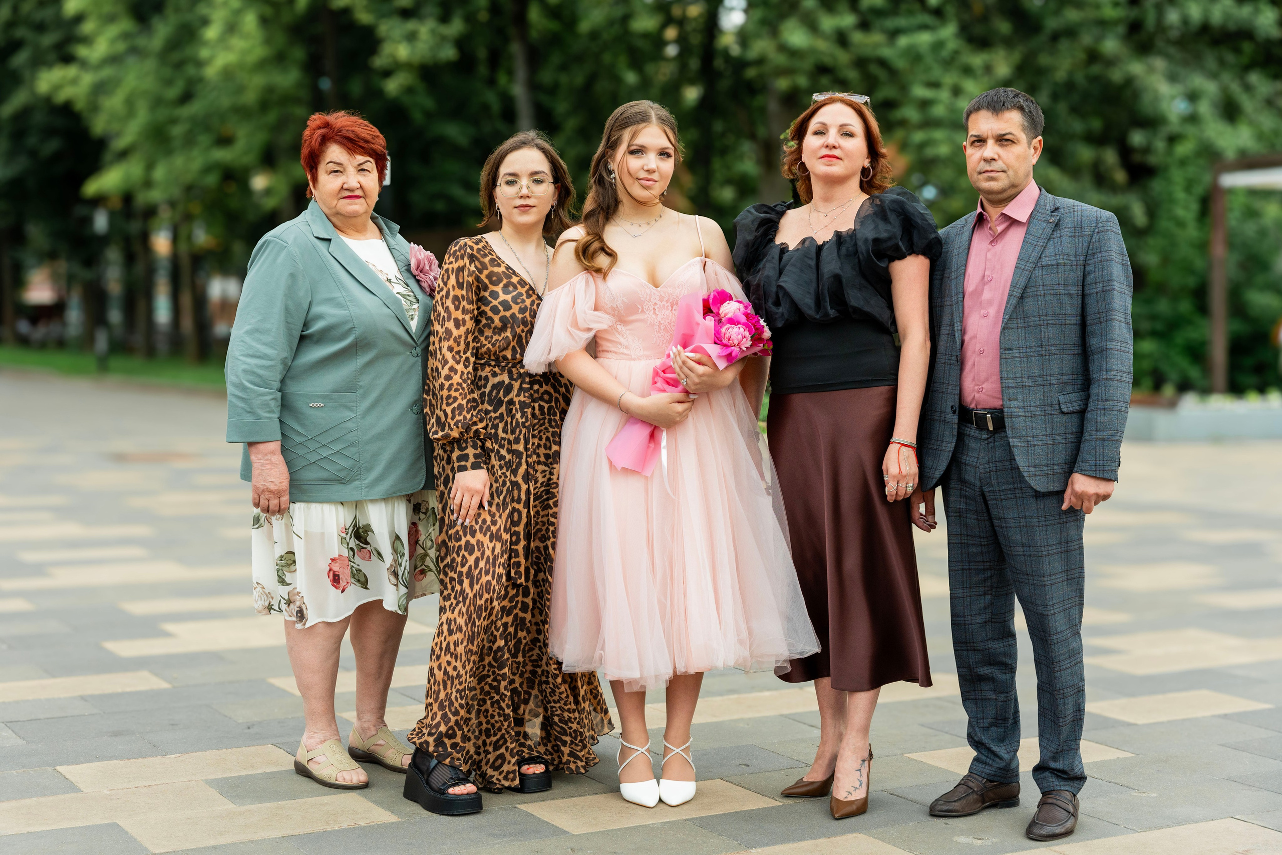 Выдача аттестатов 9 классы. Фотограф Юлия Попова