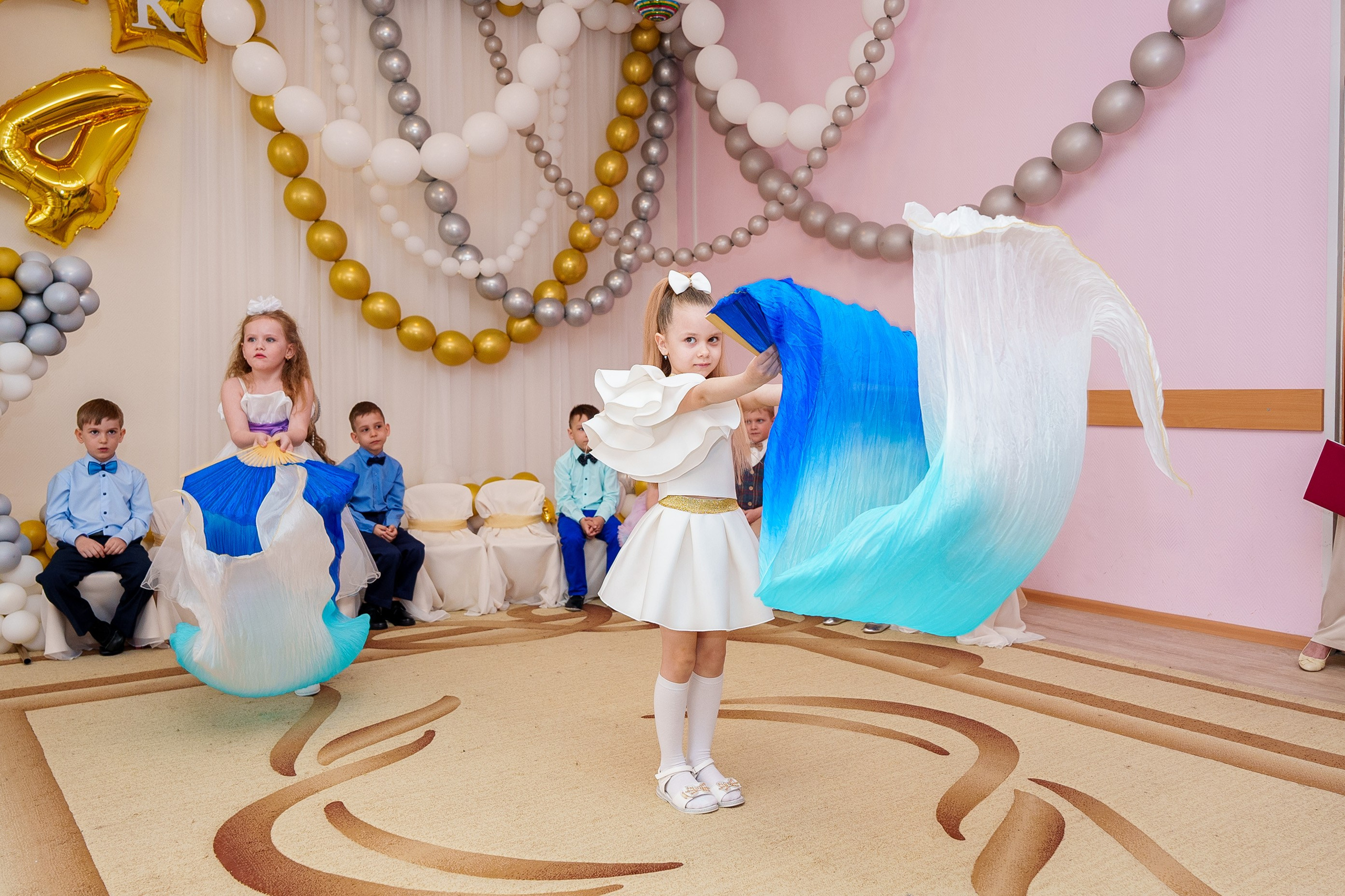 Выпускные в саду. Фотограф Юлия Попова