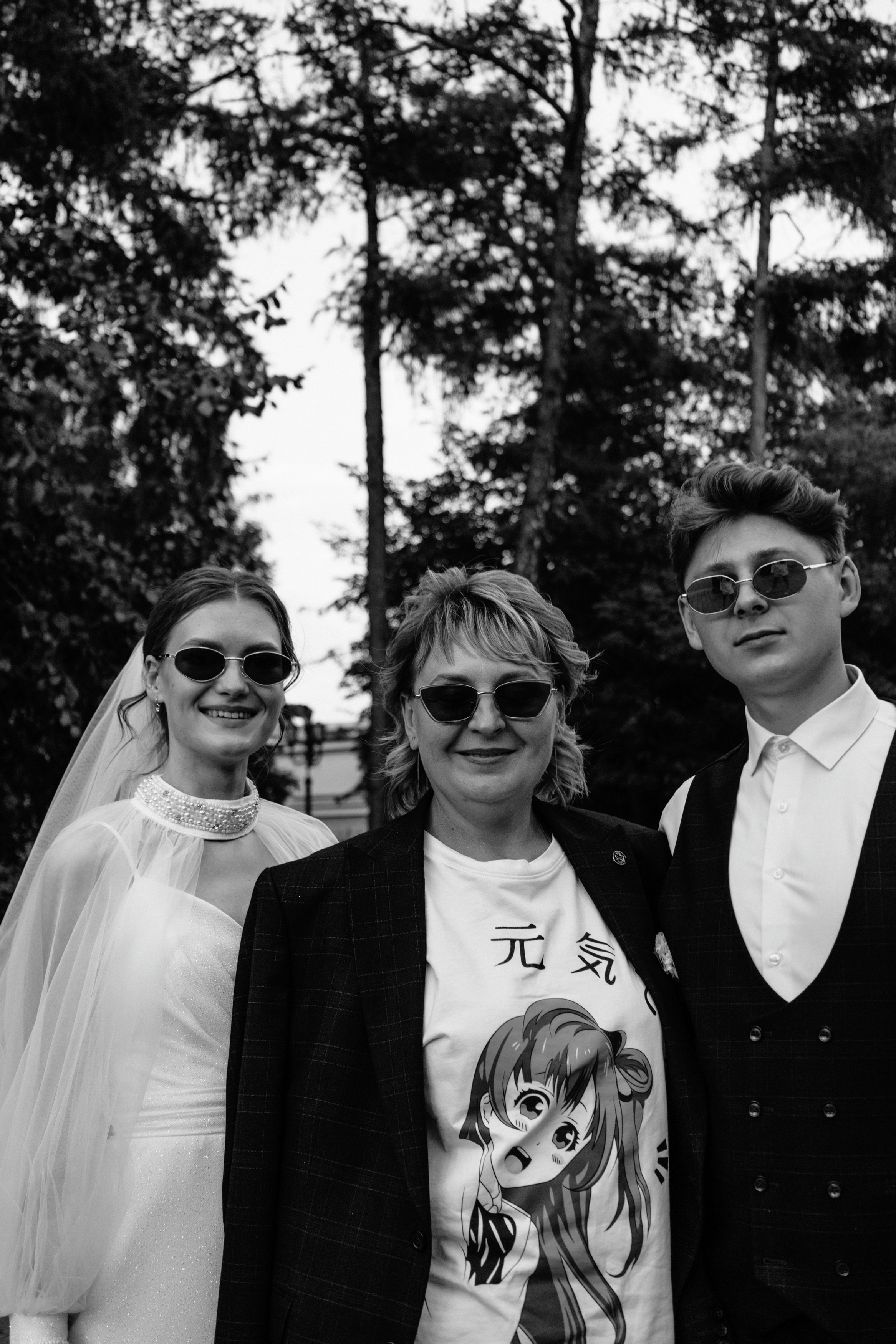 Владислав и Юлия Вечерняя прогулка по городу. Свадебный Фотограф в Иркутске Екатерина Елисеева