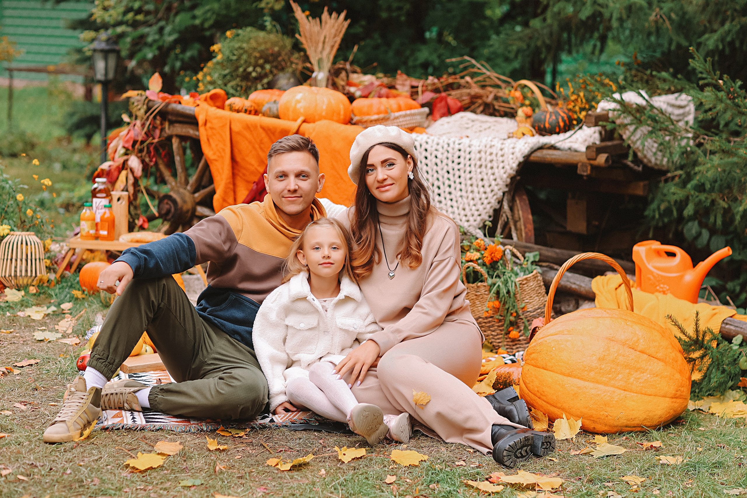 Тыквы. Семейный фотограф Тюмень, фотограф на роды Салмина Мария