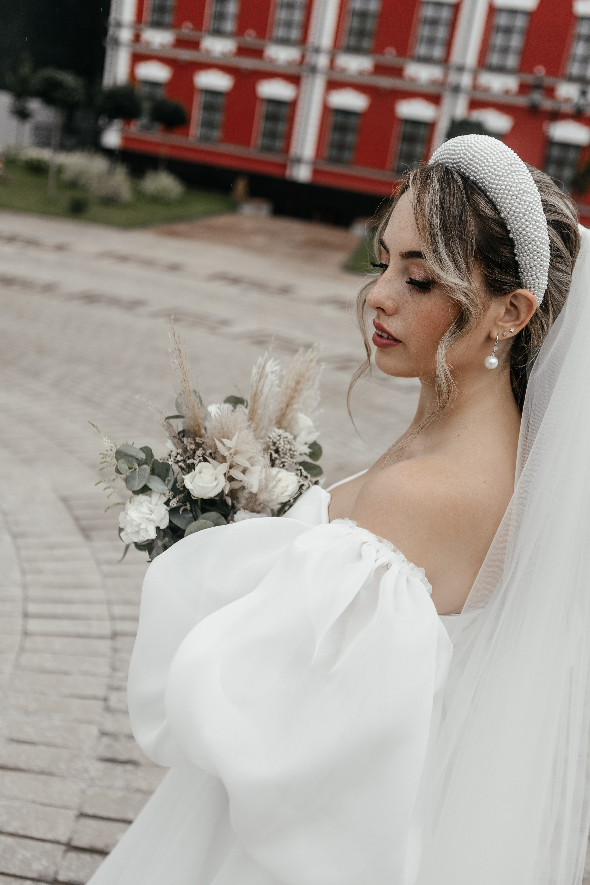 Свадебный фотограф Уфа — Руслан ГабдлисламовЖивые эмоции, красивые кадры, воспоминания на всю жизнь.Работаю по всей Республике Башкортоста. Свадебный фотограф Уфа Руслан Габдлисламов