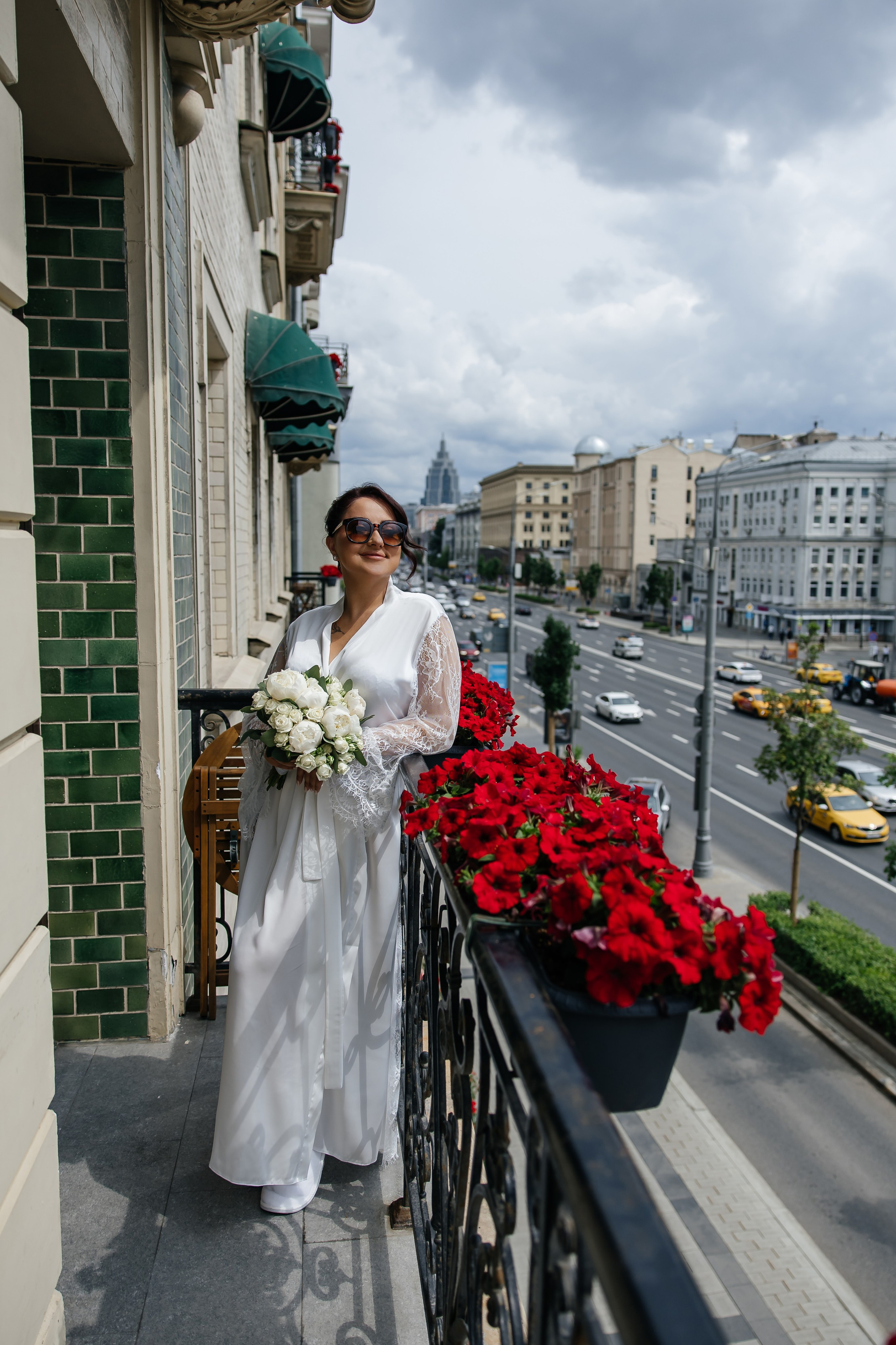 Сборы, прогулка, роспись. Фотограф, видеограф на свадьбу в Москве Никита Назаров