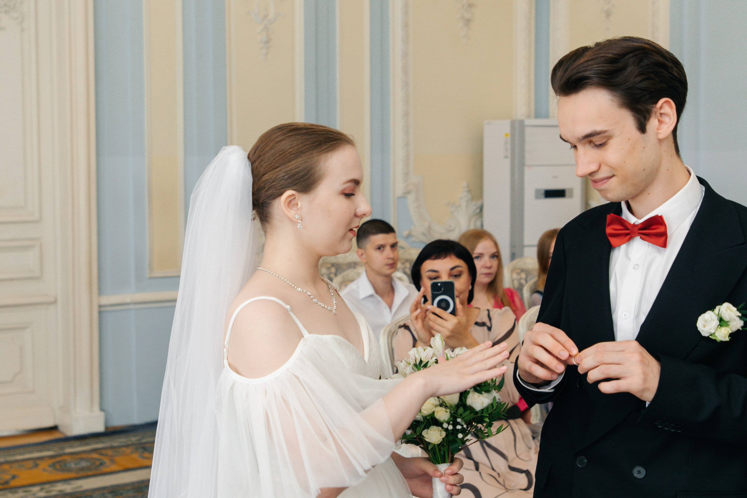 Свадебная регистрация 2 дворец бракосочетания СПб. Фотограф крещение венчание в Петербурге! Помогает подобрать храм и посоветовал душевного батюшку в СПб