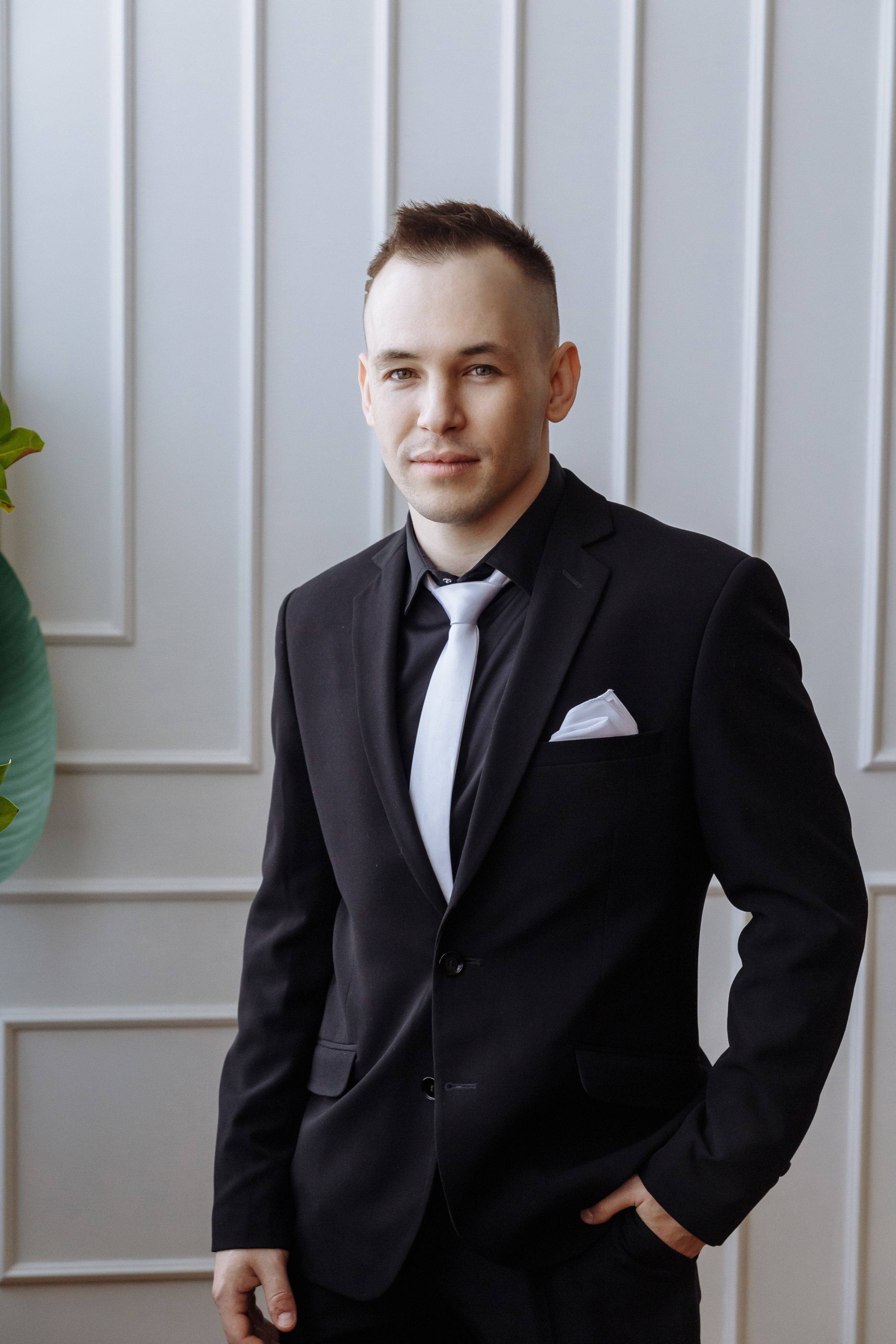 Павел, Мария — фотографии в студии и парке. Событийный фотограф Максим Бескоровайновнов