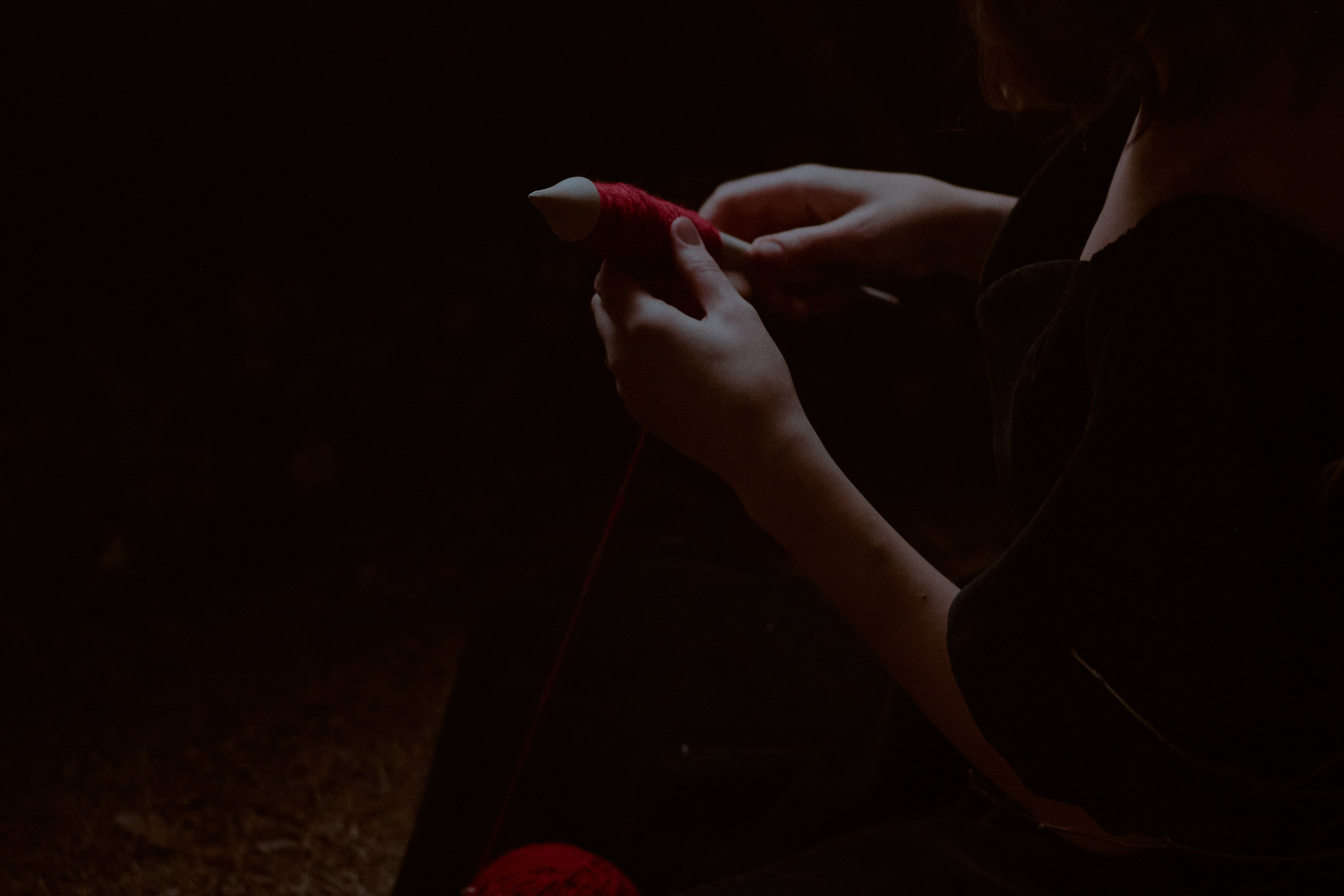 Тень. Фотограф лавстори Москва/МО Приятелева Ангелина