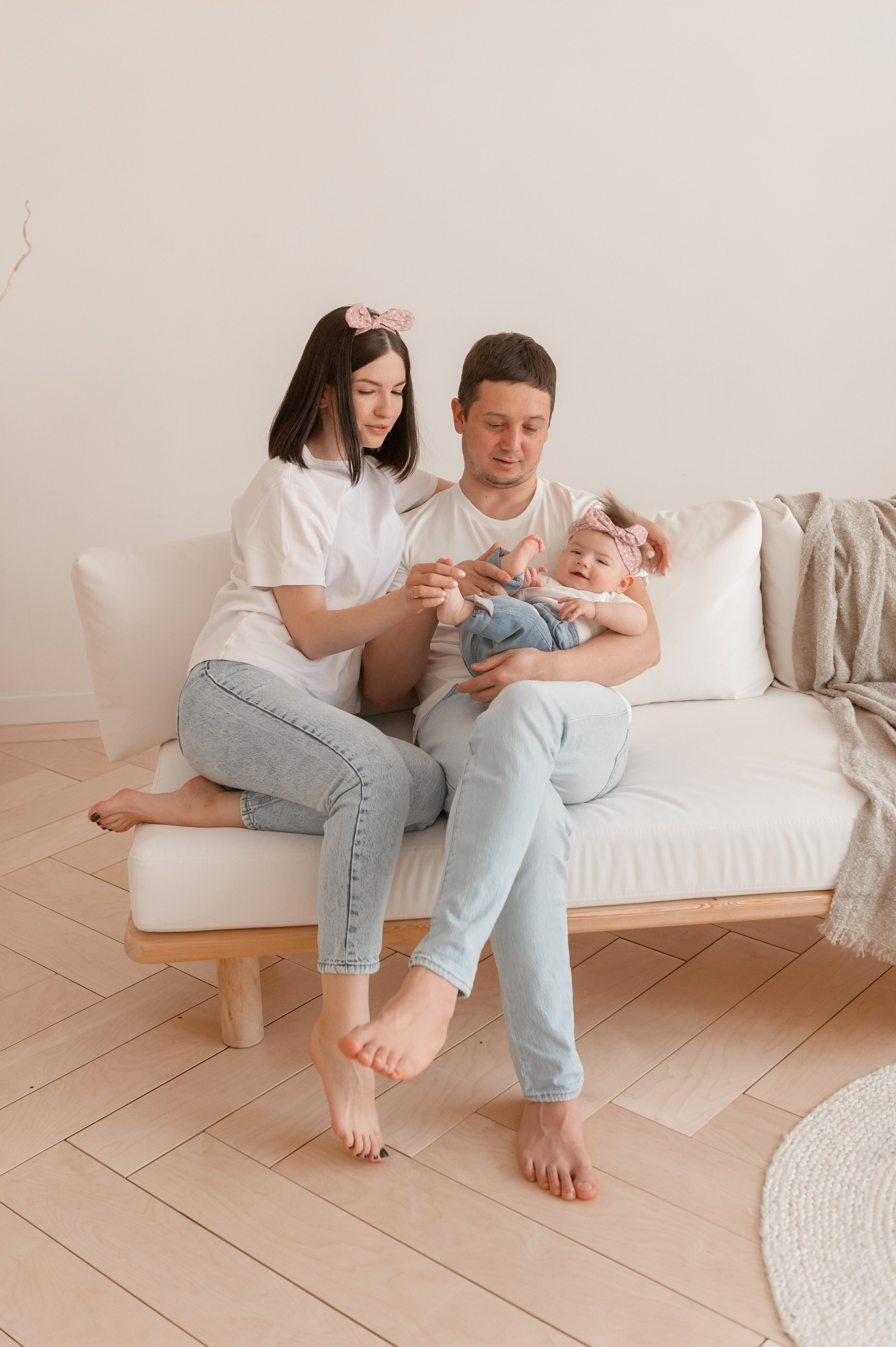 Яна Фарид и Аделина. Семейный и женский фотограф, контент фотосессия в Екатеринбурге