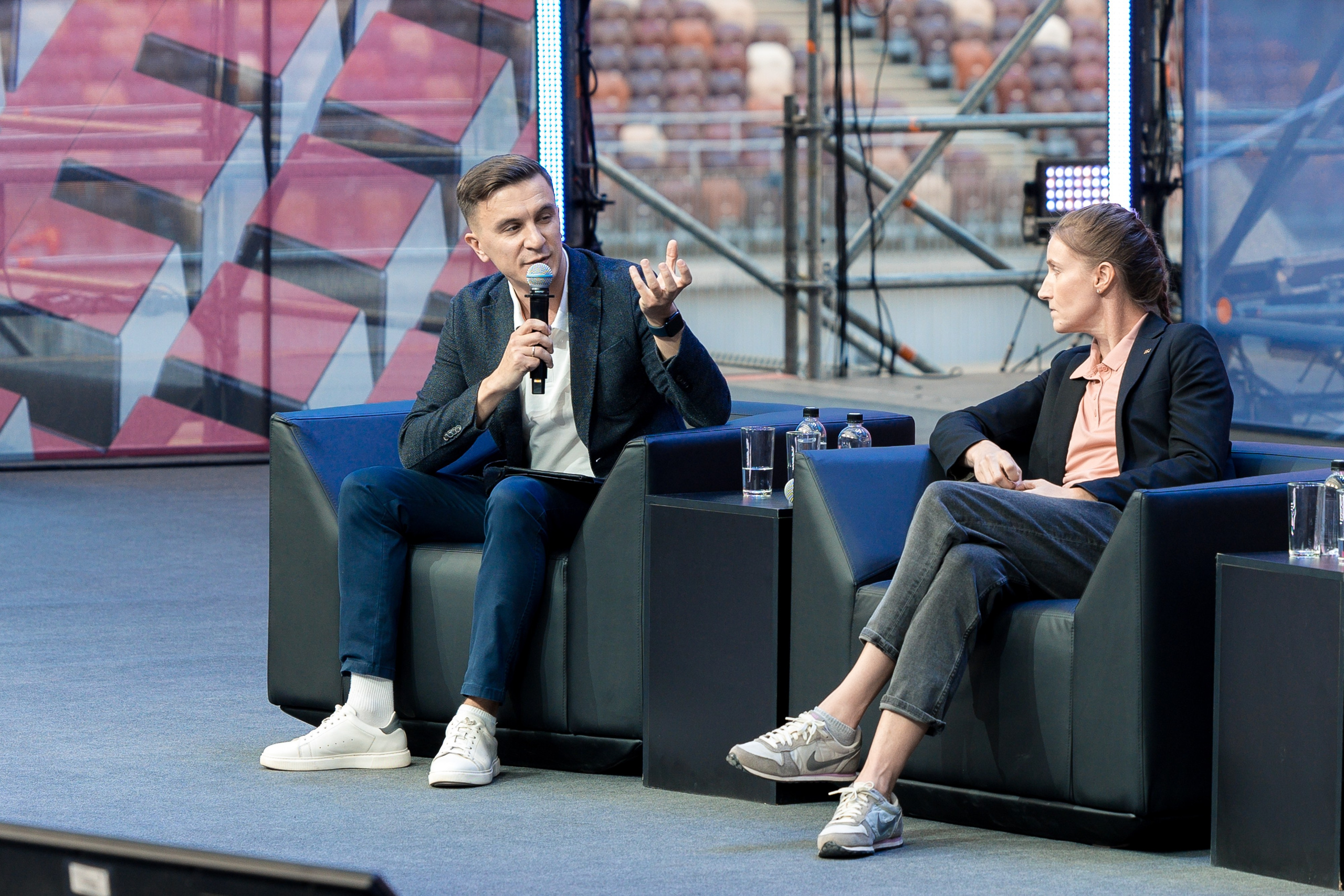 Лужники — Киберфестиваль Positive Hack Days 2. Фотограф Юлия Назарова