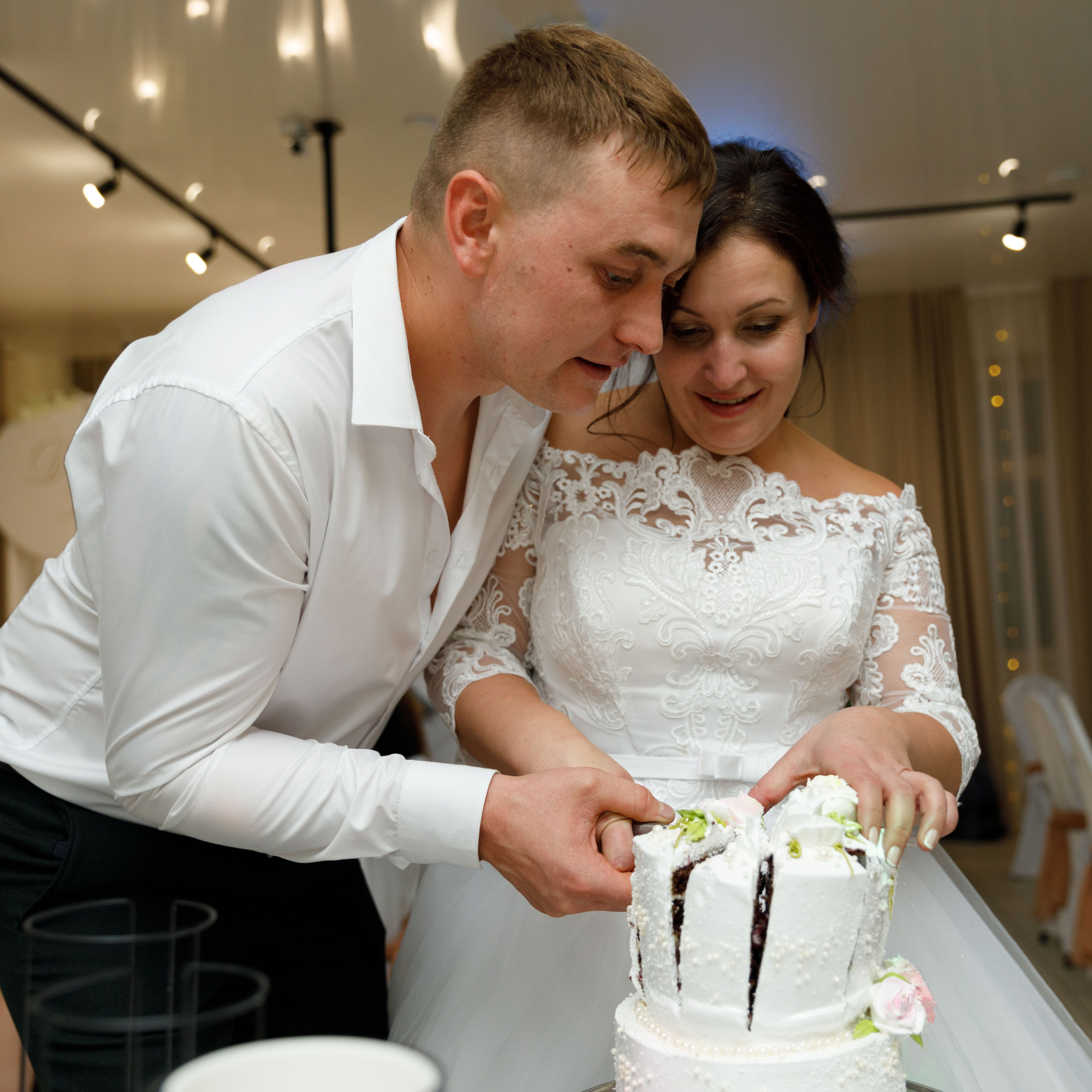 Свадьба Дениса и Натальи. Фотограф Анна Телекаева, выпускные альбомы, семейные и репортажные съемки в Омске