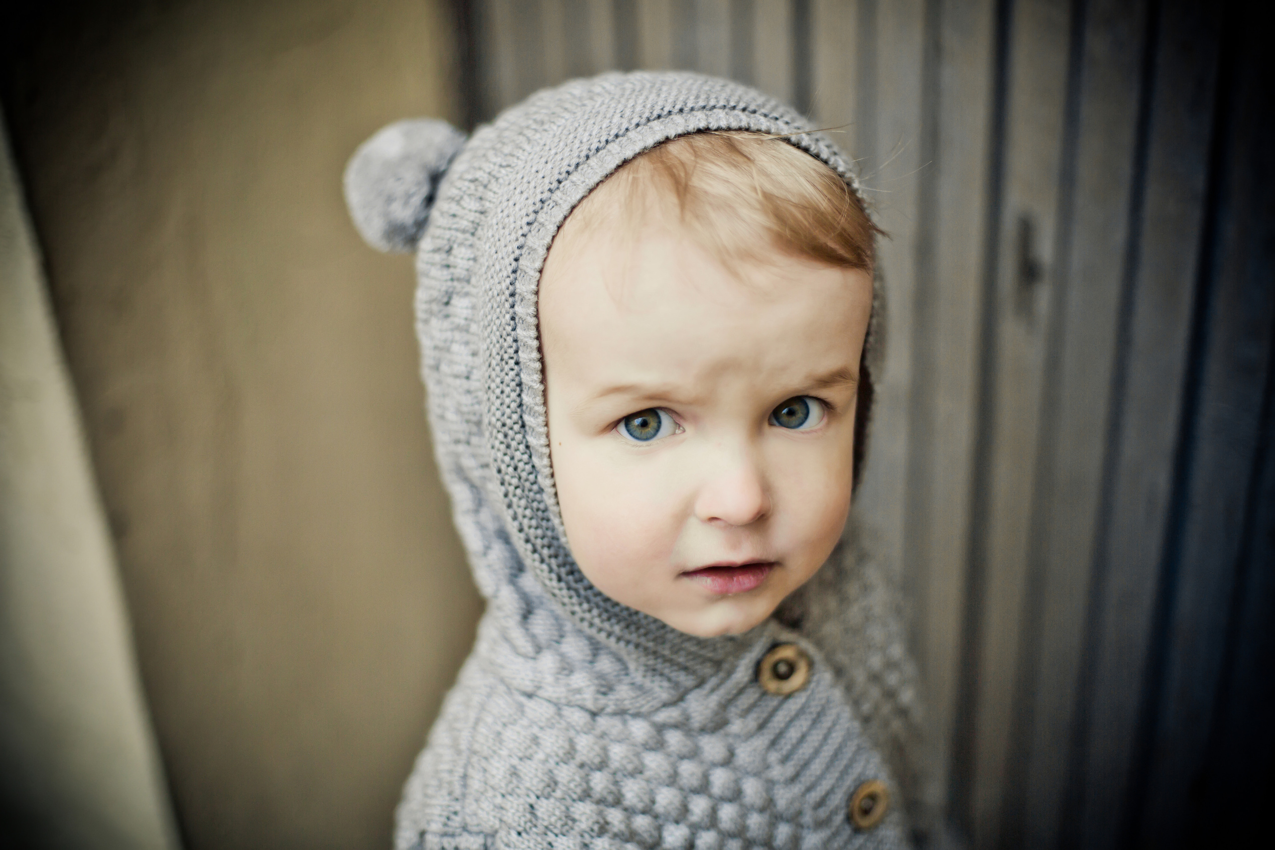 Городская фотосессия девочки с маленьким братом. Детский, свадебный и семейный фотограф Юлия Курбатова, Санкт-Петербург