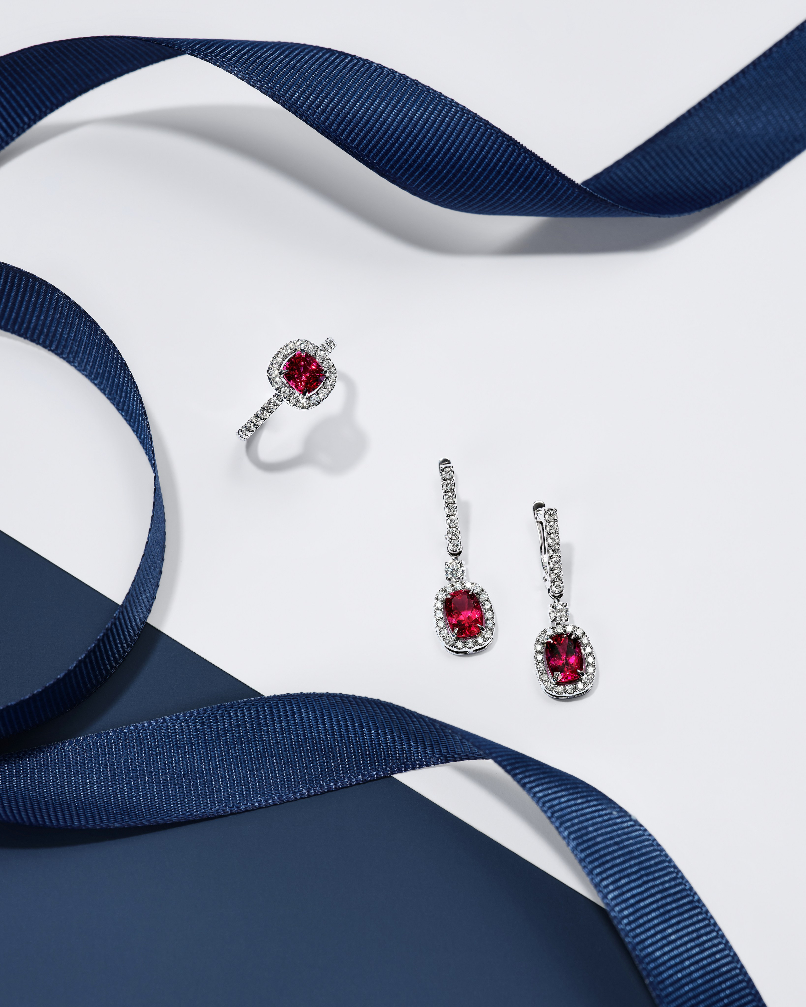 Фотосъемка ювелирных украшений. Предметный фотограф в Москве Анастасия Шаронина