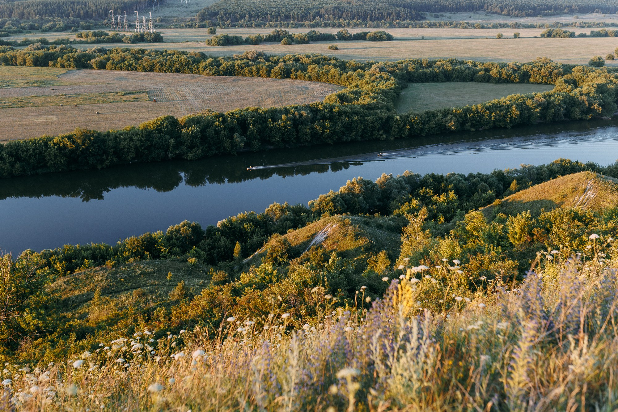 Элли и Алекс. Любовь в маленьком городе. Алена Бадамшина — свадебный фотограф Воронеж / Москва