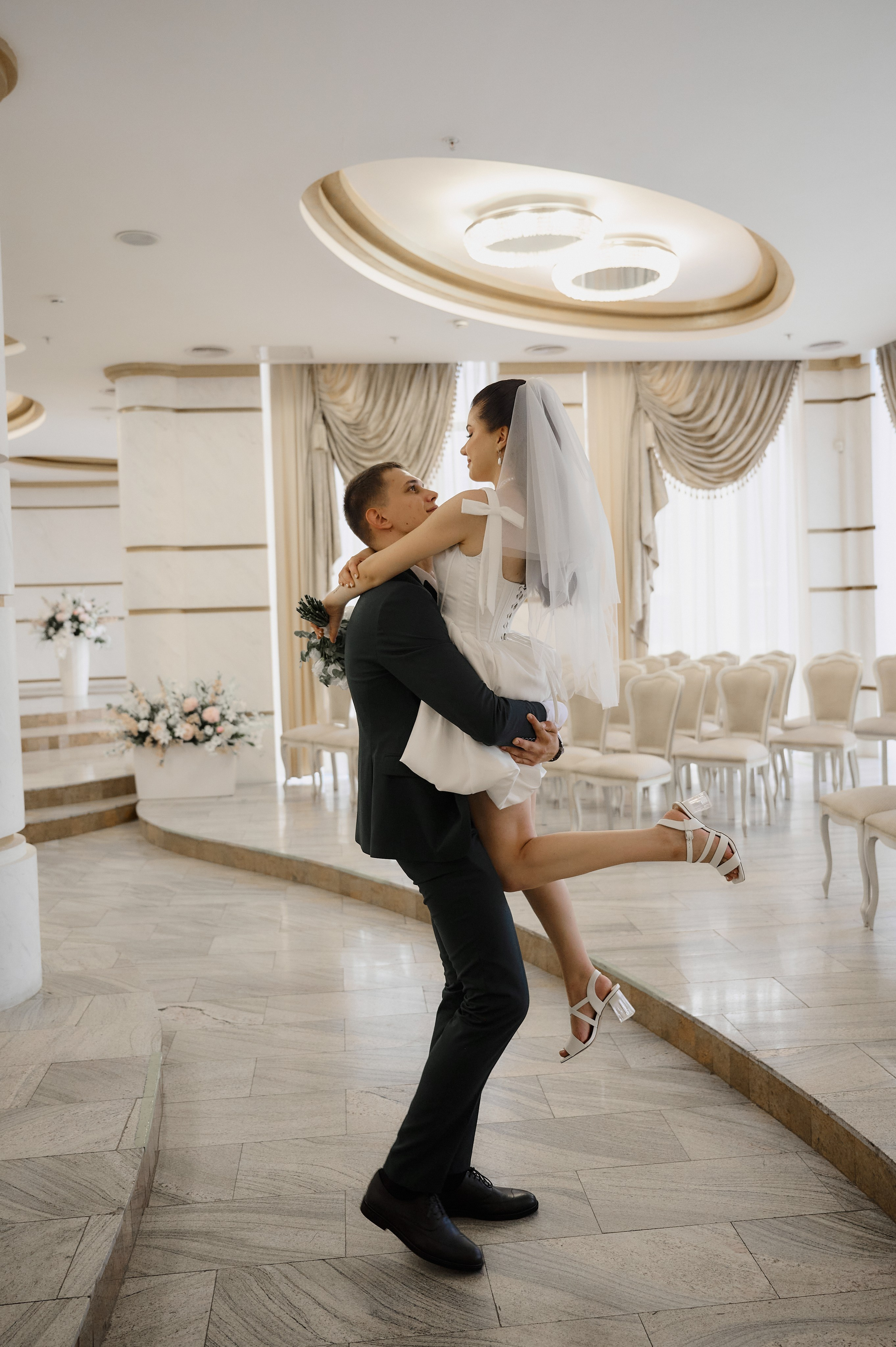 Свадебная прогулка по Туле. Свадебный фотограф в Туле Никита Беляев