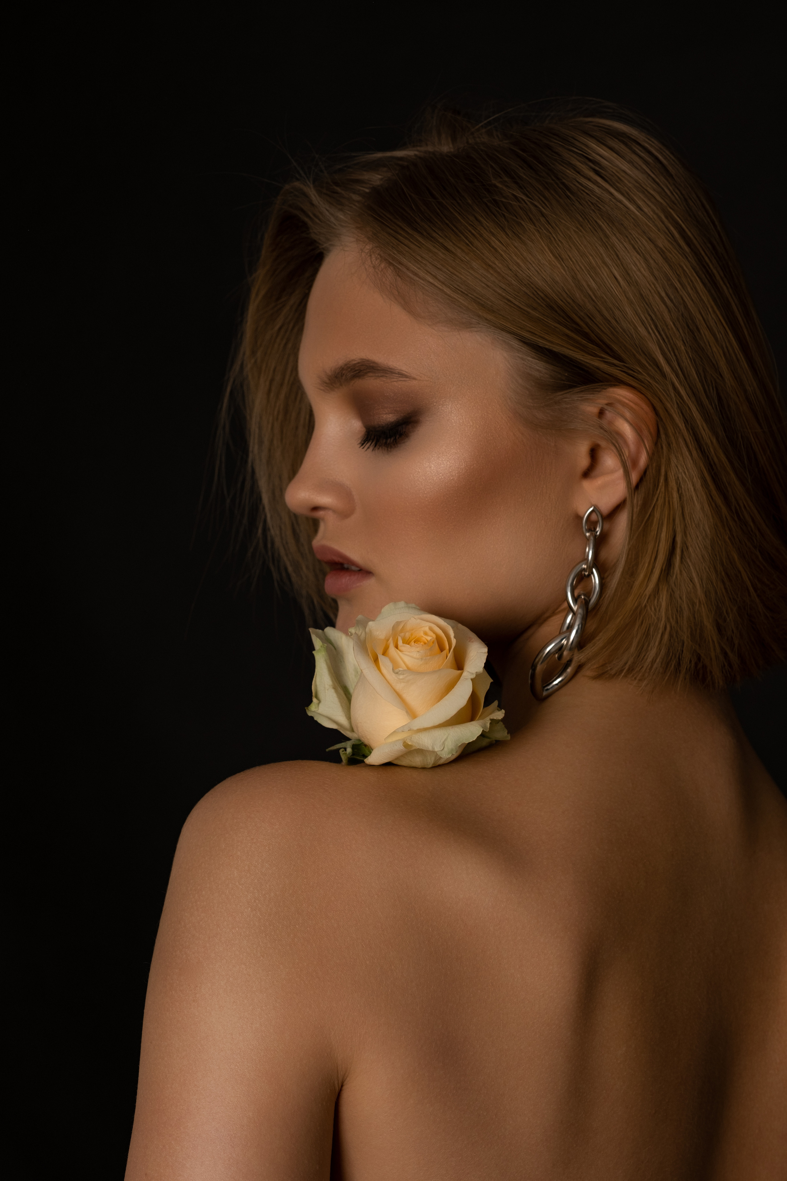 Женские портреты