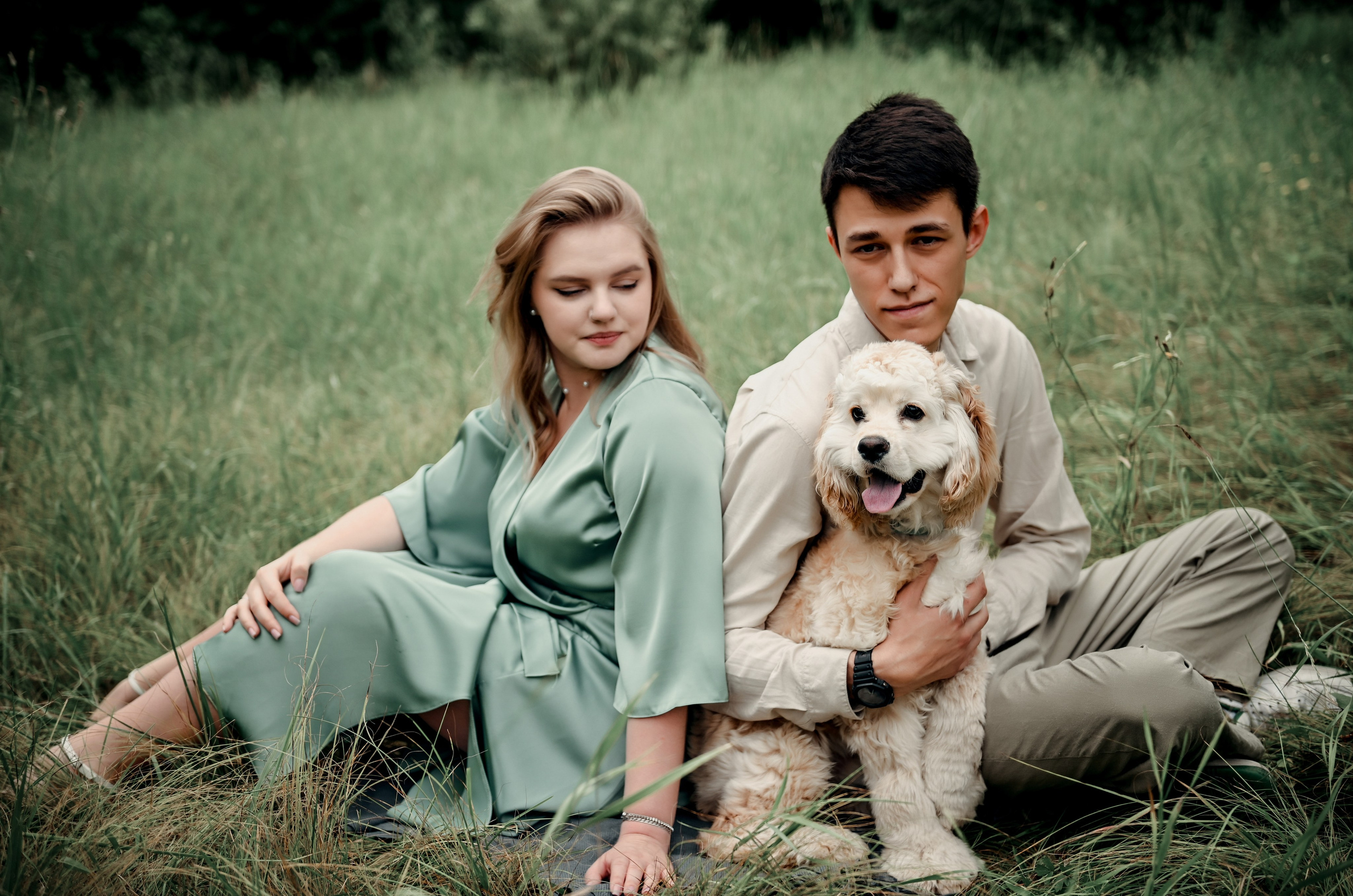 Love story прогулка вместе с песиком))). Свадебный, семейный, детский, контент фотограф в Омске Максим Ильин