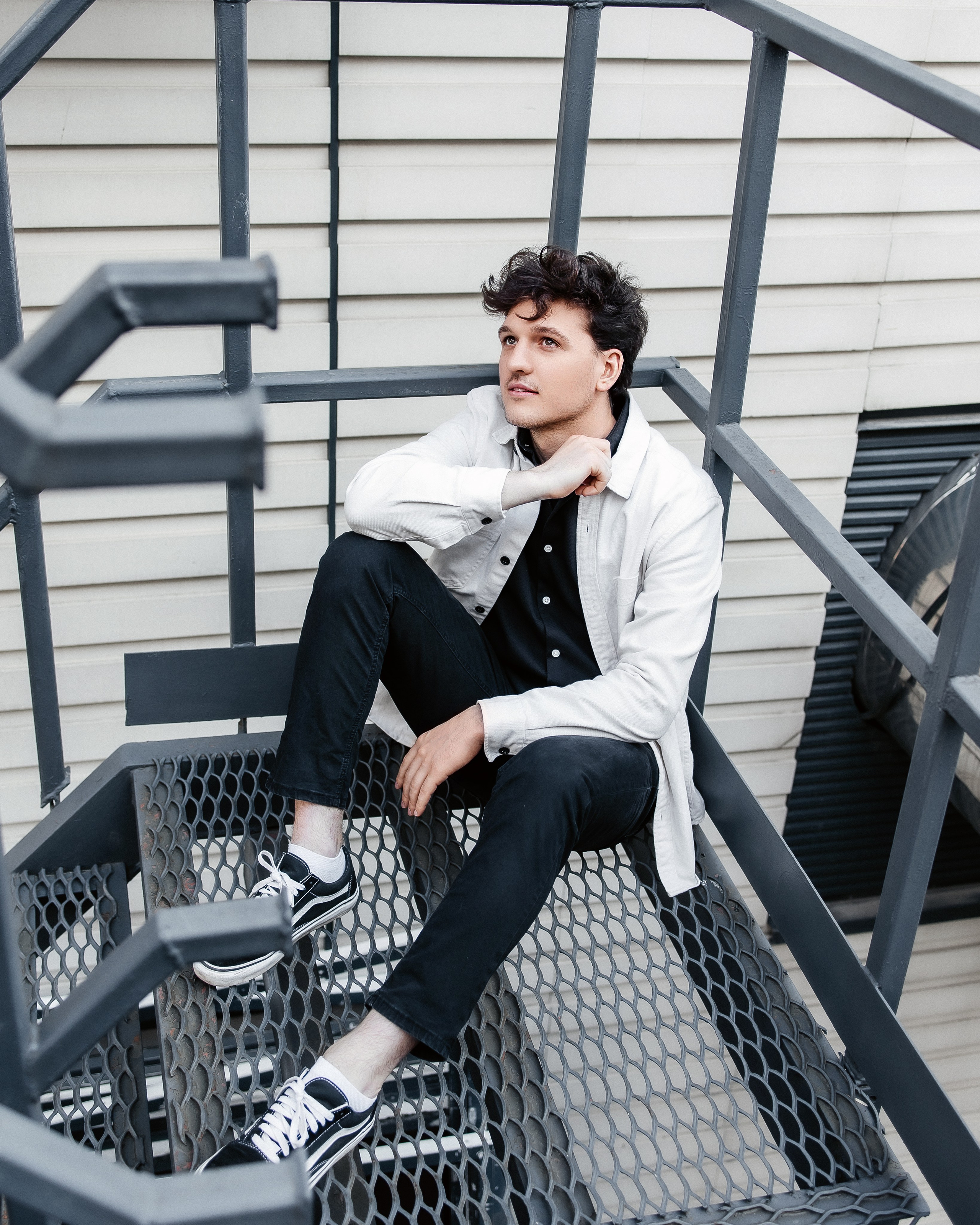 молодой мужчина