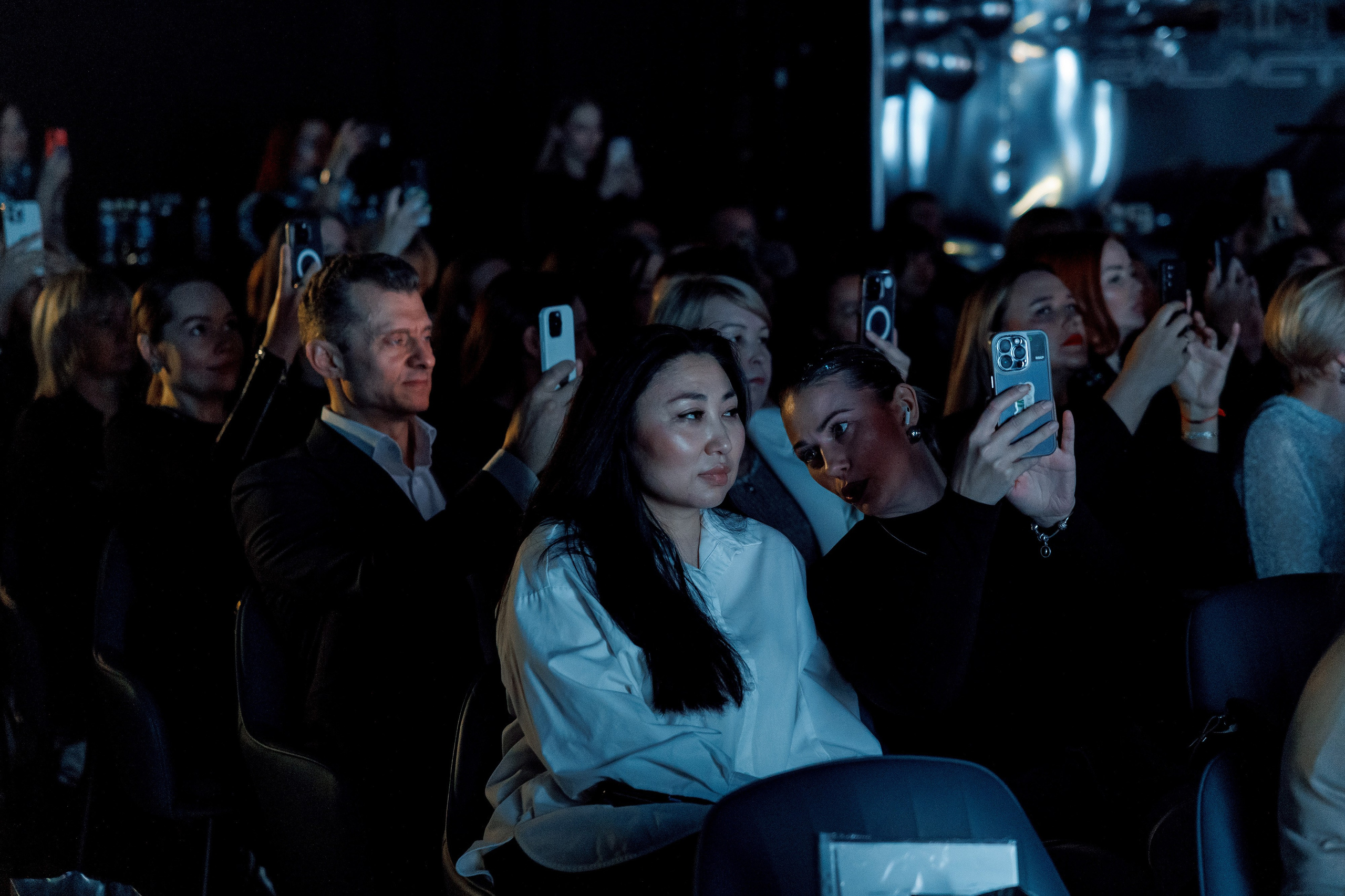 Alfa Galactic. Кадровик продакшн: Фото и видеосъемка форумов, конференций, масштабных событий в Иркутске