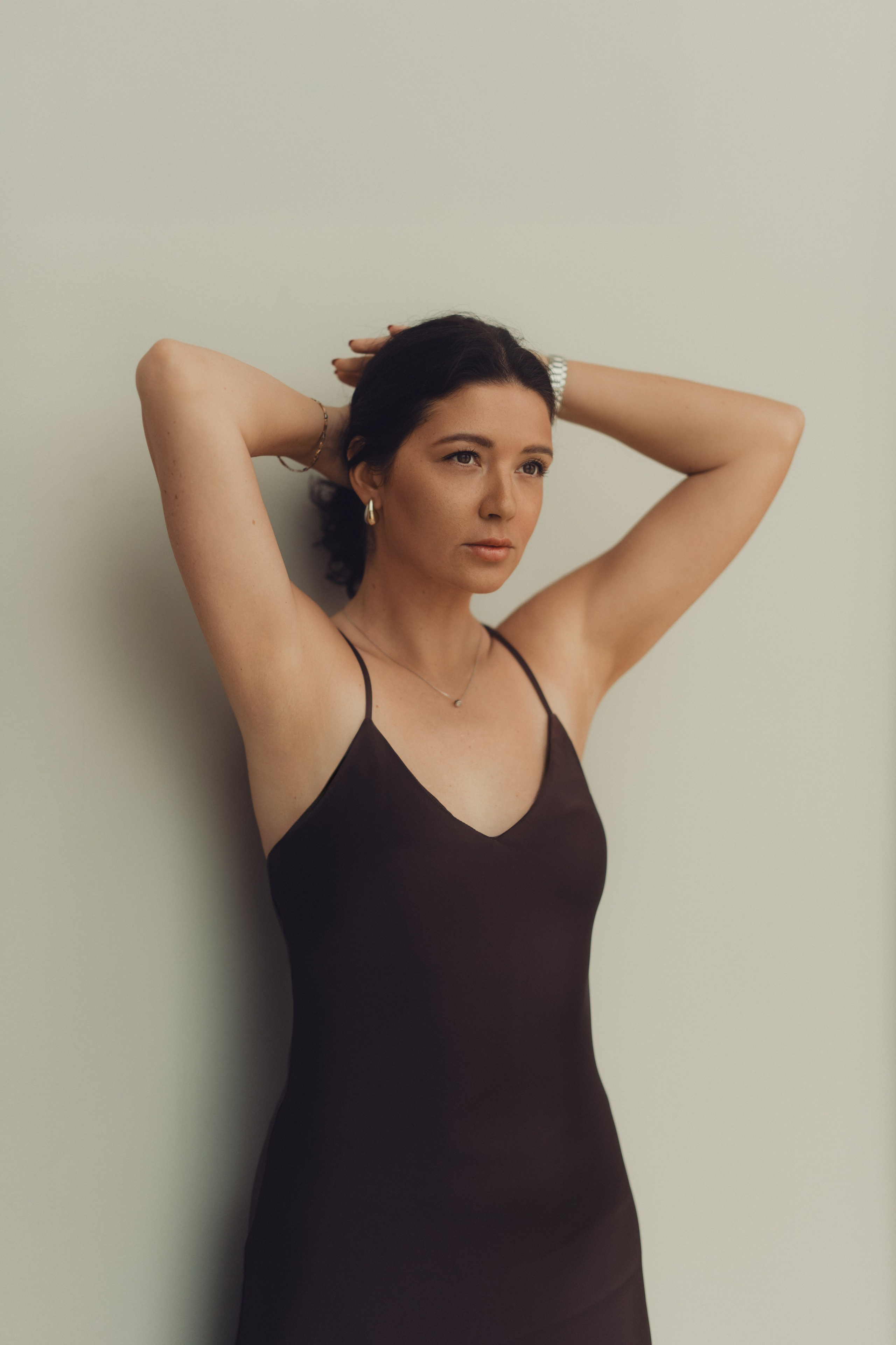 Уличная фотосессия с Катей Берлиной под Кировской дамбой в Казани