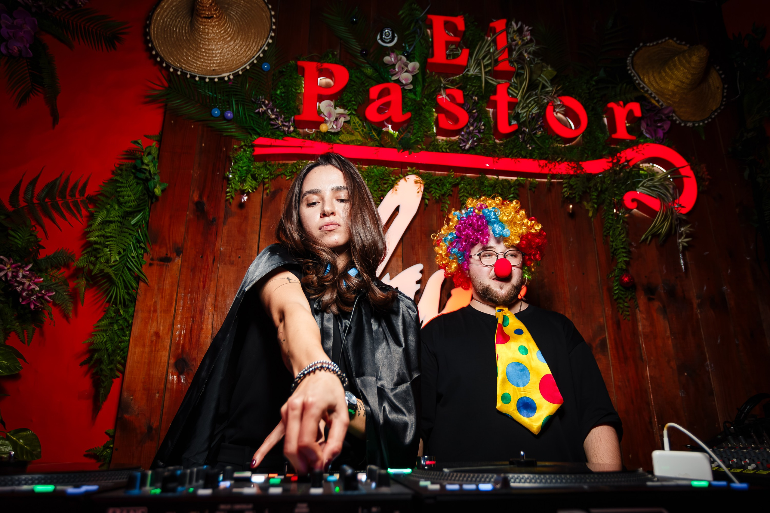 Движ_El Pastor_Симферополь_10.01.2025. Аминов Руслан | Фотограф