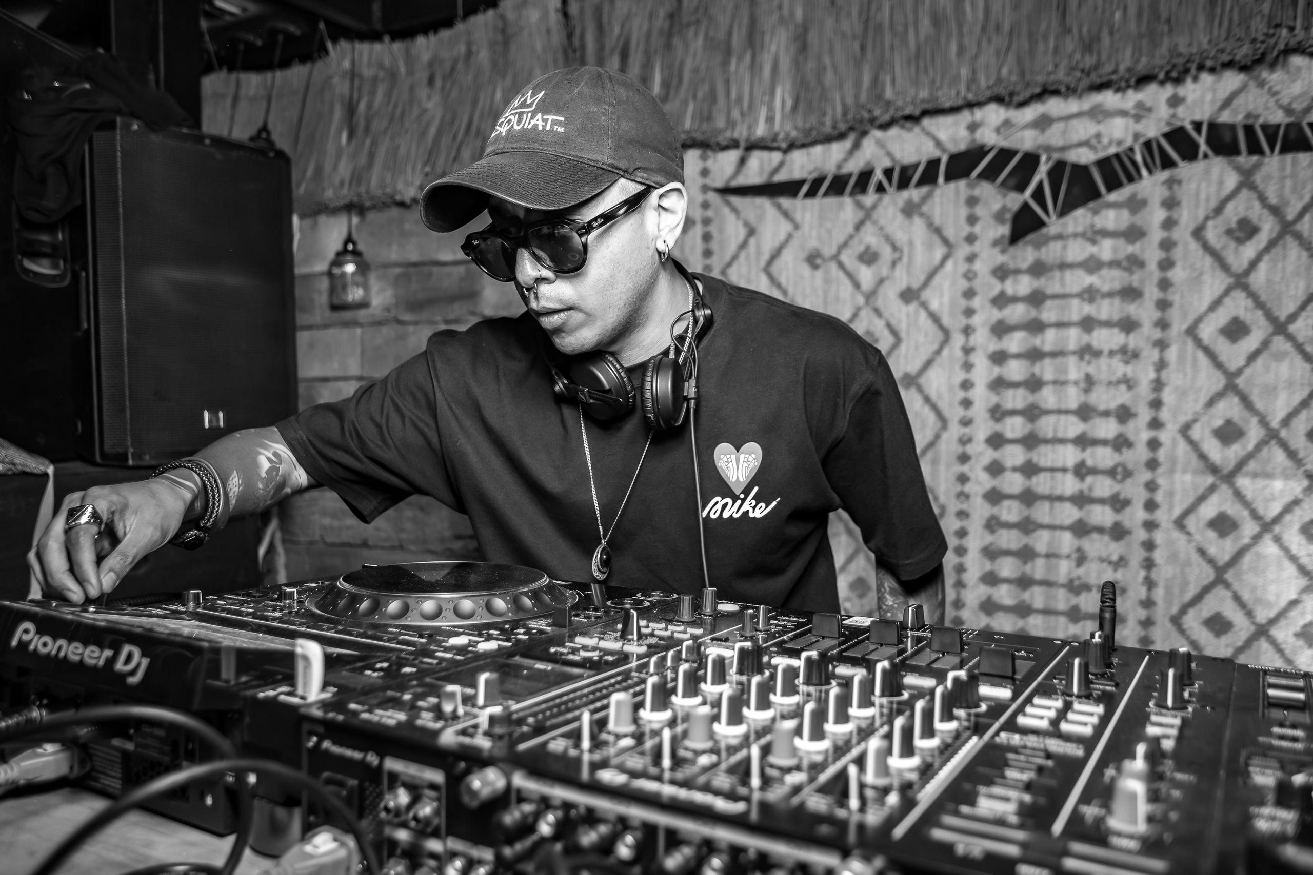 «АВРААМ РУССО"_Чайка на пляже_Ялта_21.06.2025. Аминов Руслан | Фотограф