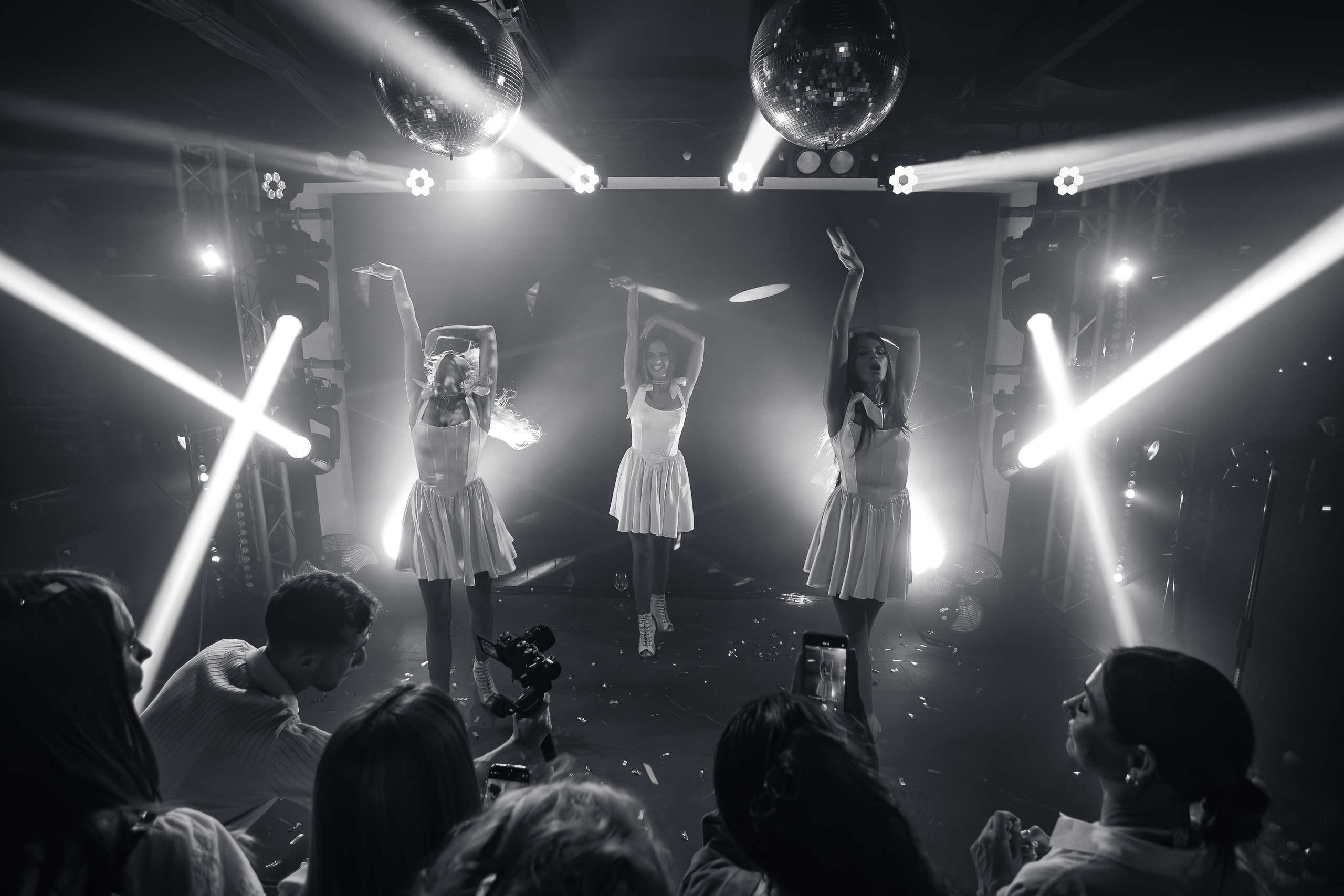 9 лет «Чайке на пляже» ОЛЬГА БУЗОВА_Ялта_9.08.2025 г. Аминов Руслан | Фотограф