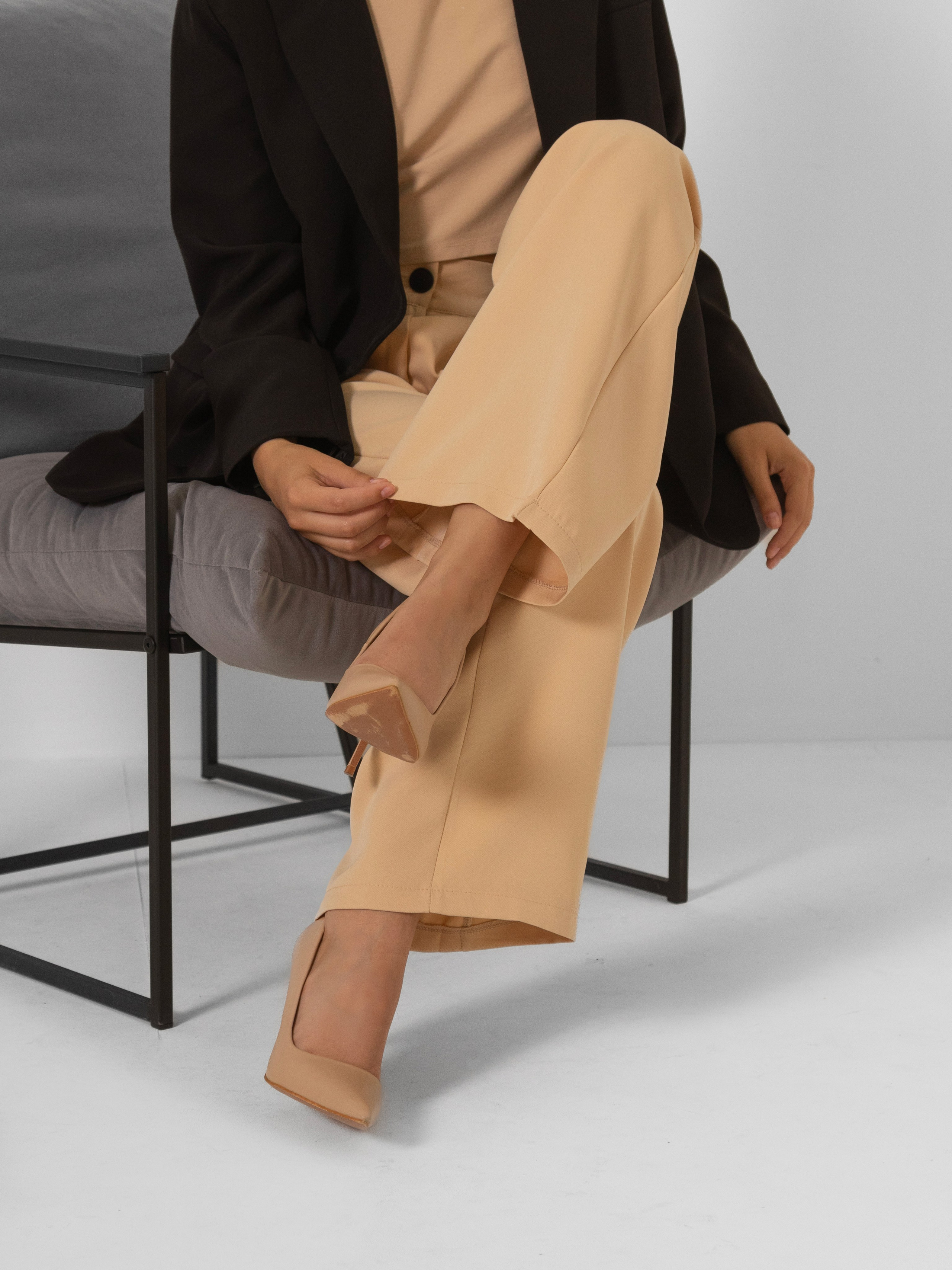 Брюки. Фотостудия для Wildberries Ozon