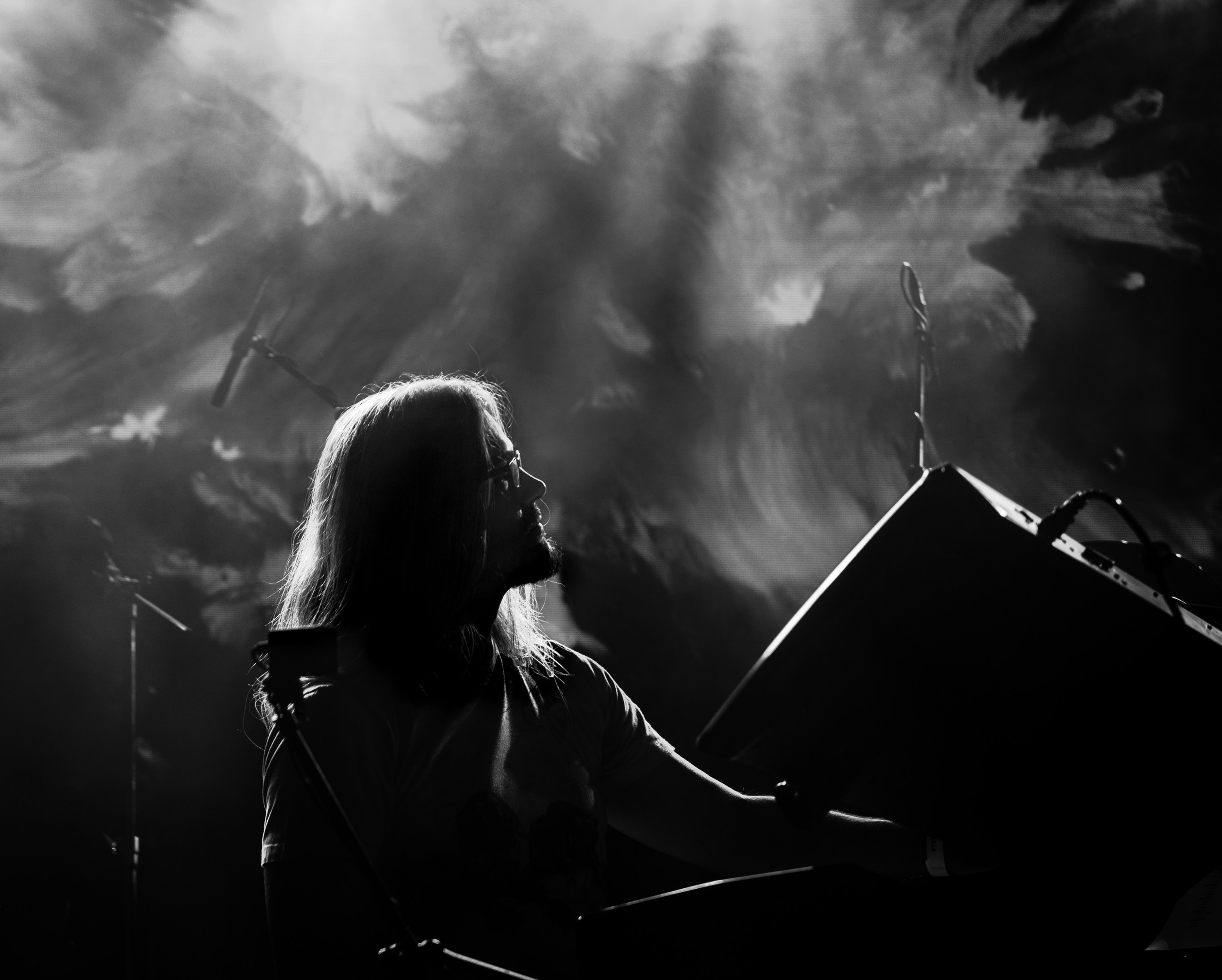 ПОРТРЕТЫ. ПОБУДЬ ЗДЕСЬ И ЦЕЛЕЕ БУДЕТ ЭТОТ МИР