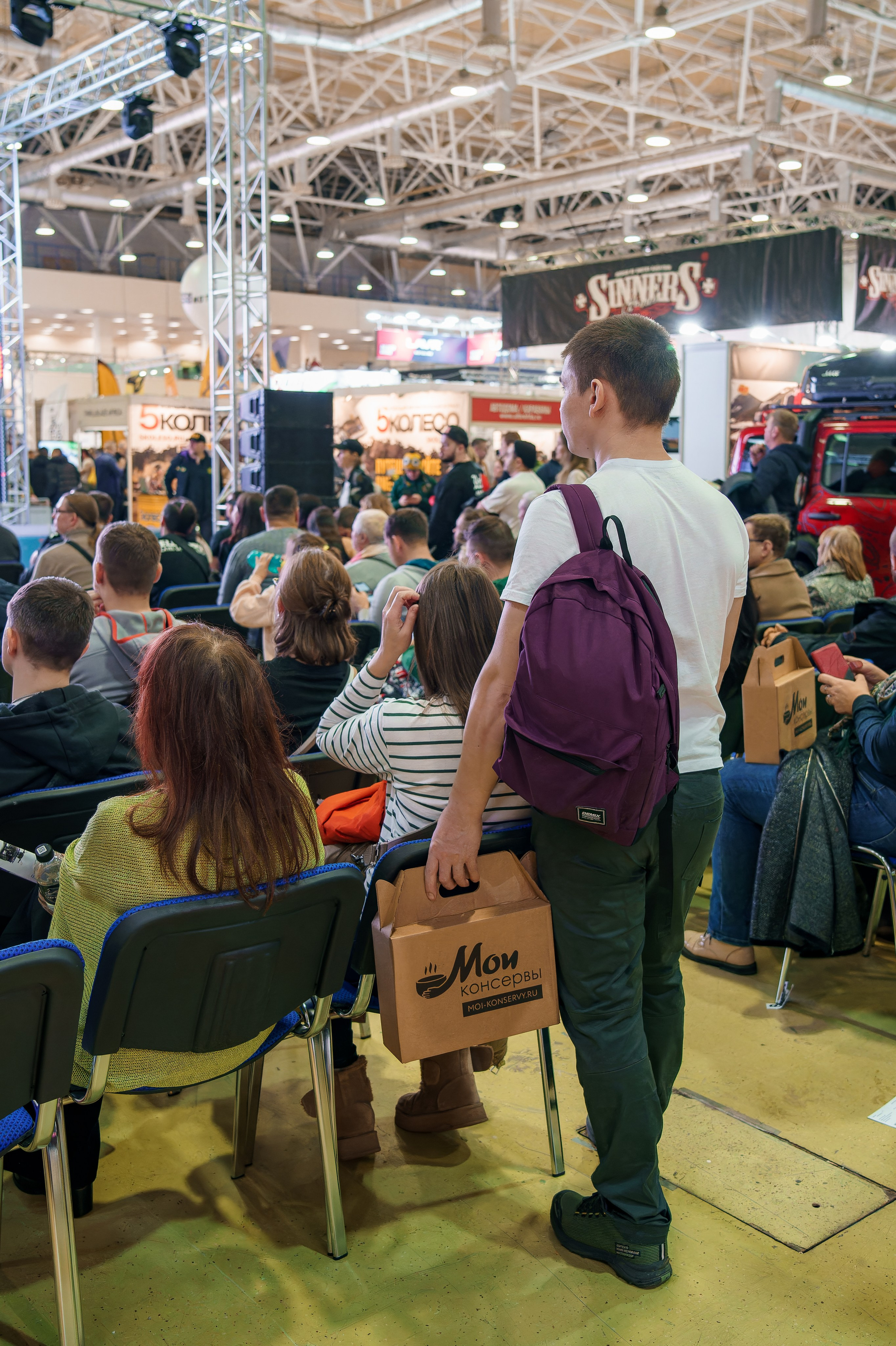 Прогулка по выставке «Поехали 2024 год». «Студия DRONAVT`s» — видеосъёмка и фотография г. Москва