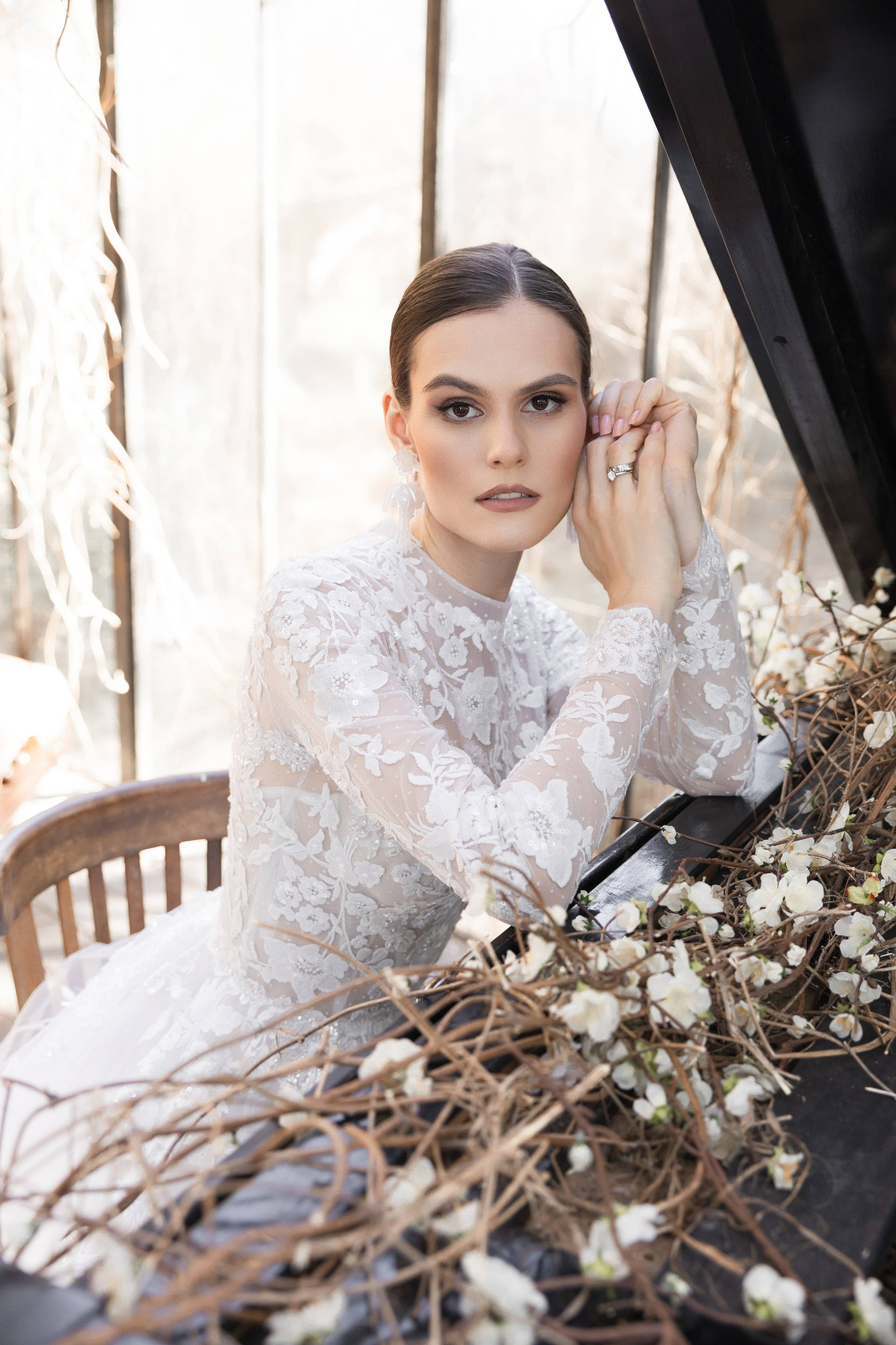 Серафима и Алексей в оранжерее. Свадебный и портретный фотограф в Москве Мария Кравченко