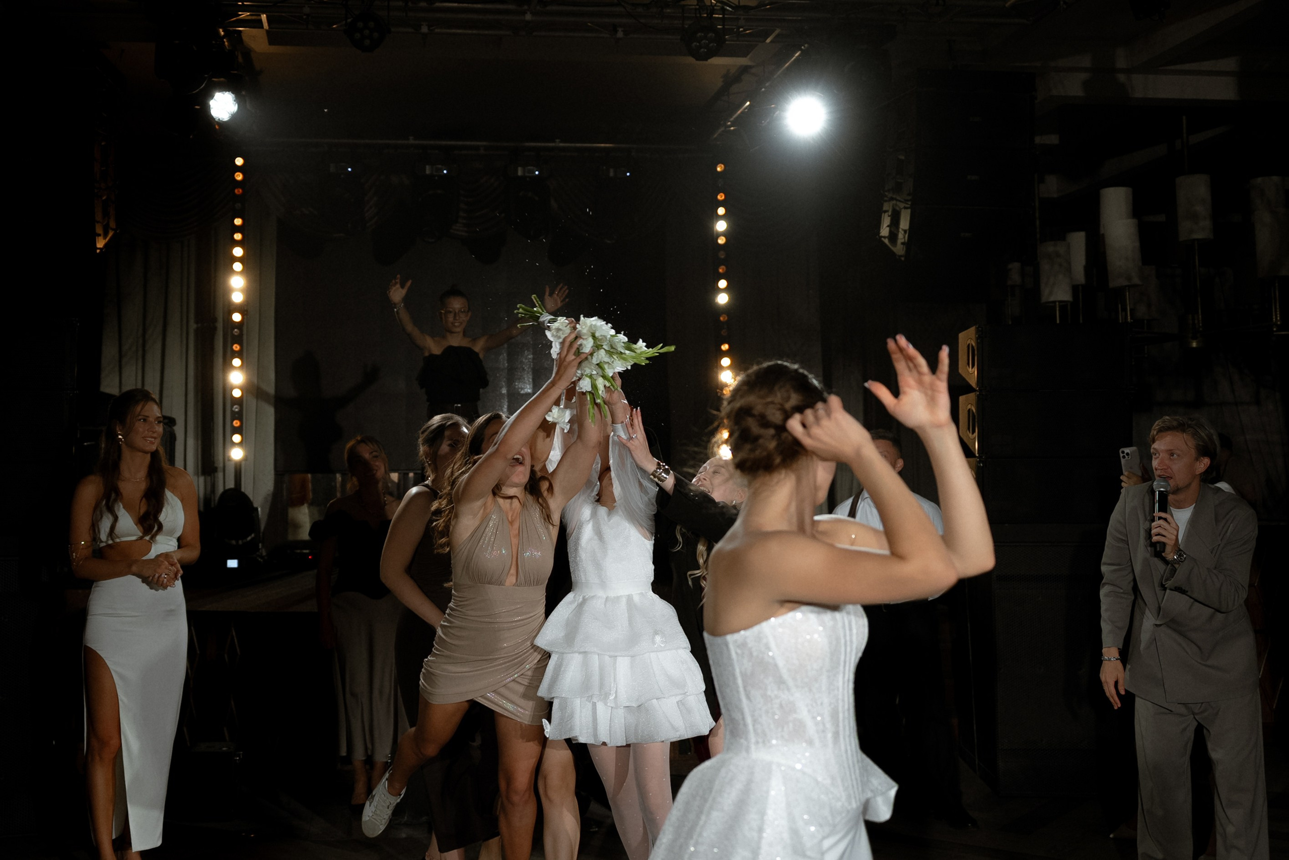 Даша+Илья Анонс. Семейный и портретный фотограф в Саратове Сахарова Маша