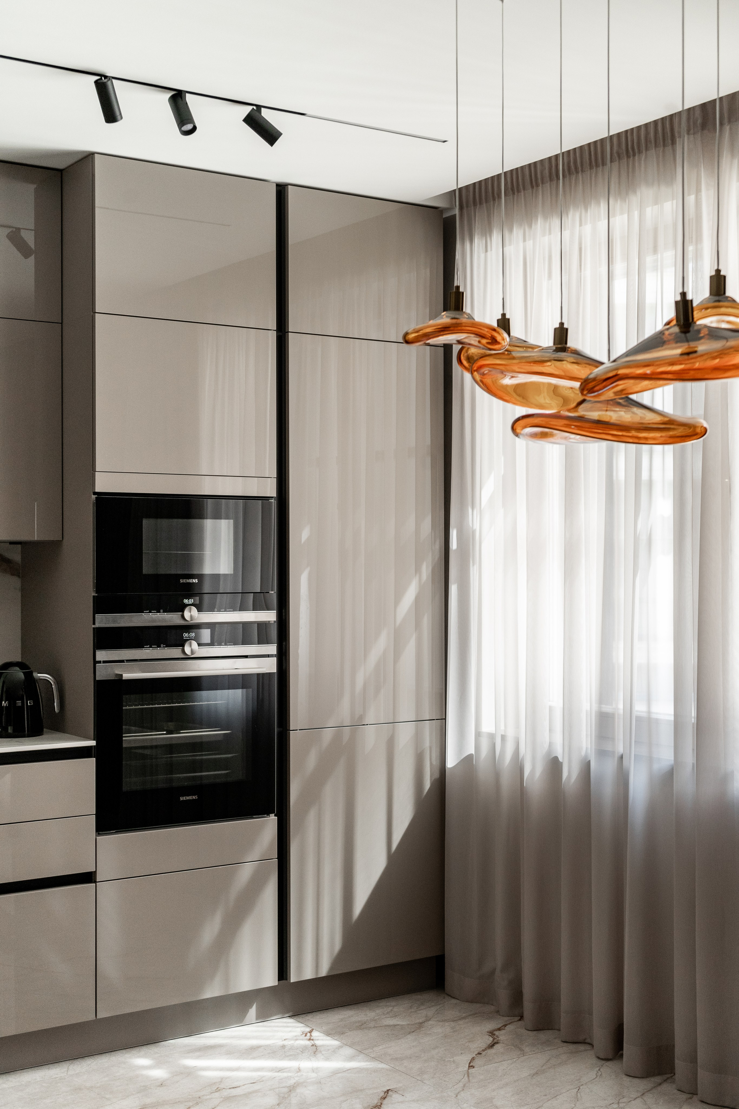 Дизайн проект квартиры на Авиаконструкторов. Интерьерный фотограф Мария Моисеева