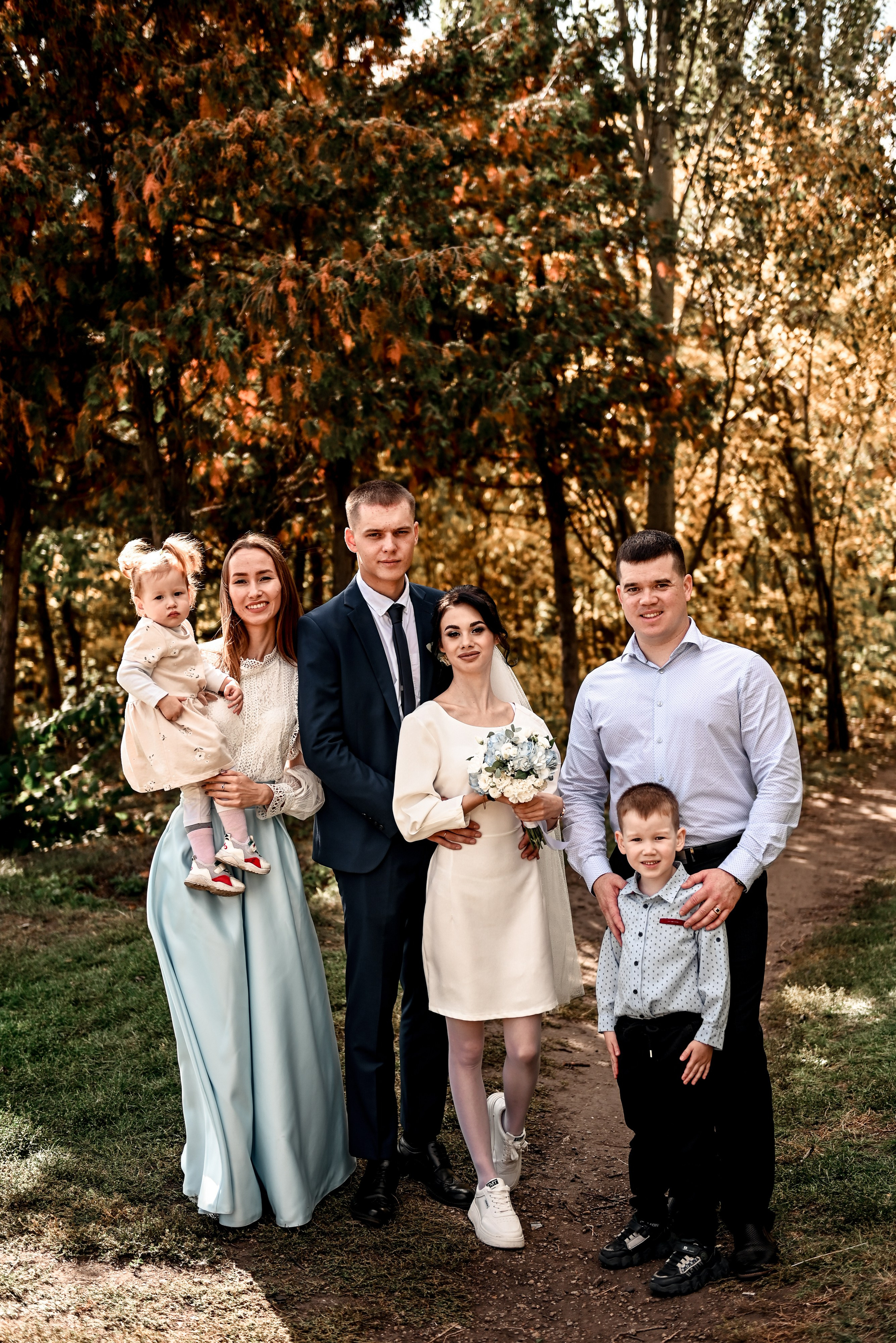 Небольшая часть фото со свадебной съемки Алексея и Даши. Свадебный, семейный, детский, контент фотограф в Омске Максим Ильин