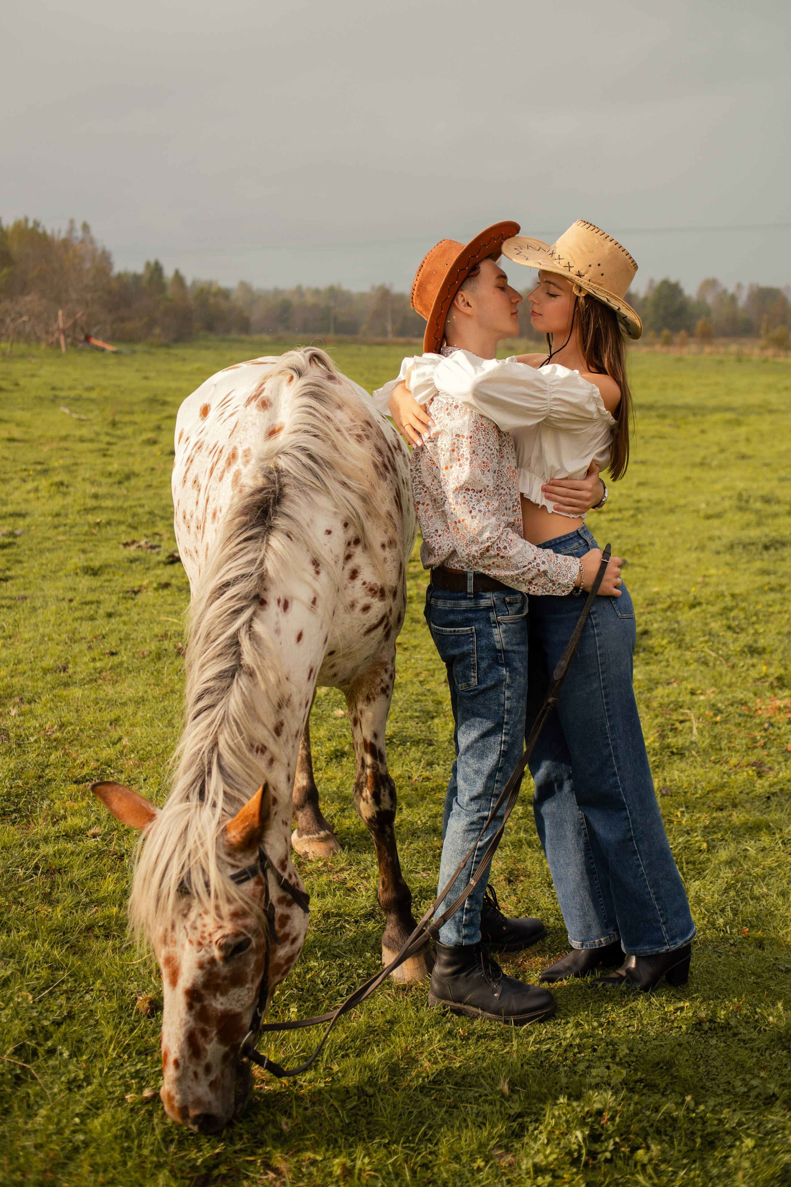 Парная фотосессия с лошадью
