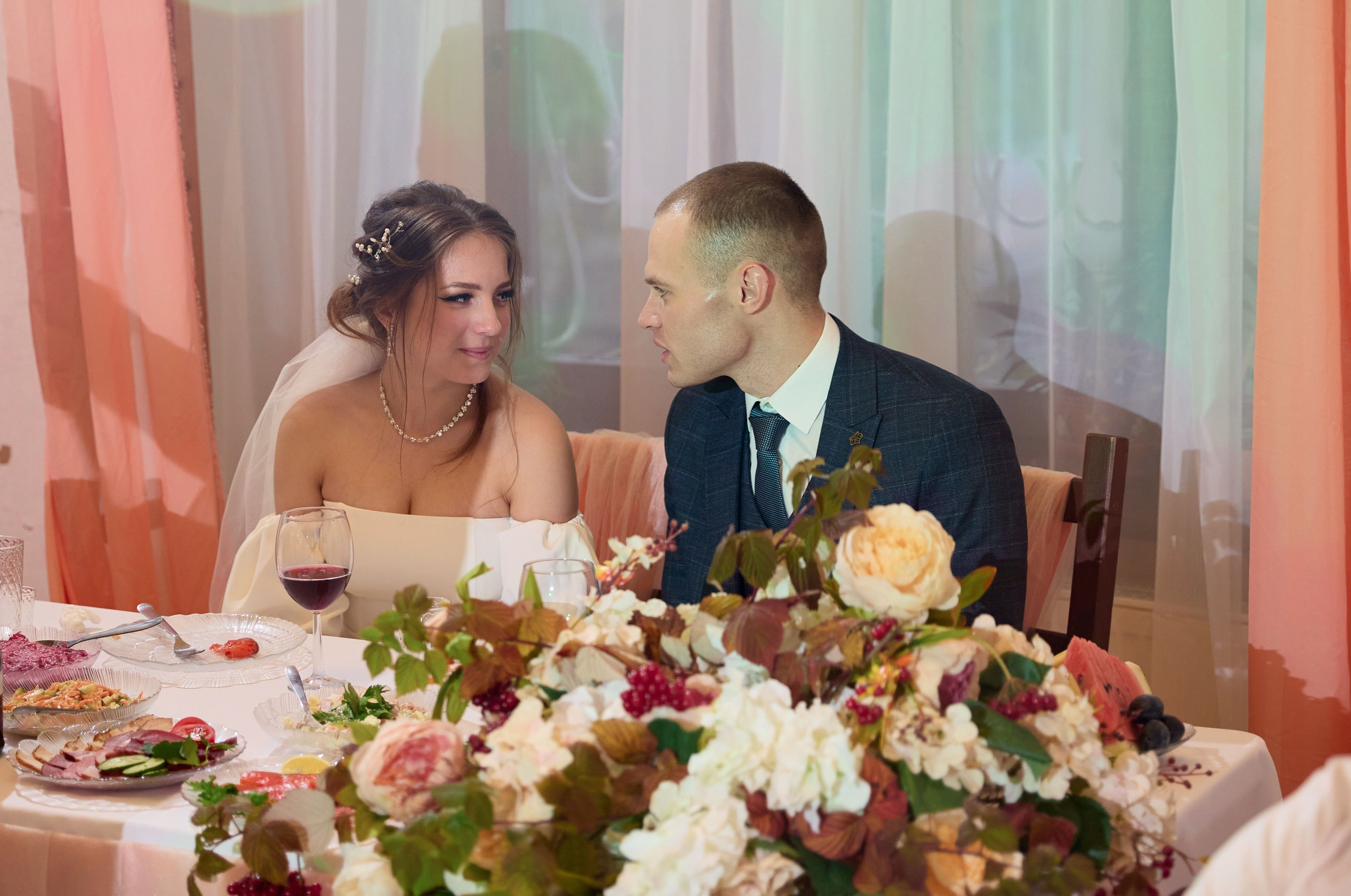 Свадебная фотосессия в городе Лобня и видео