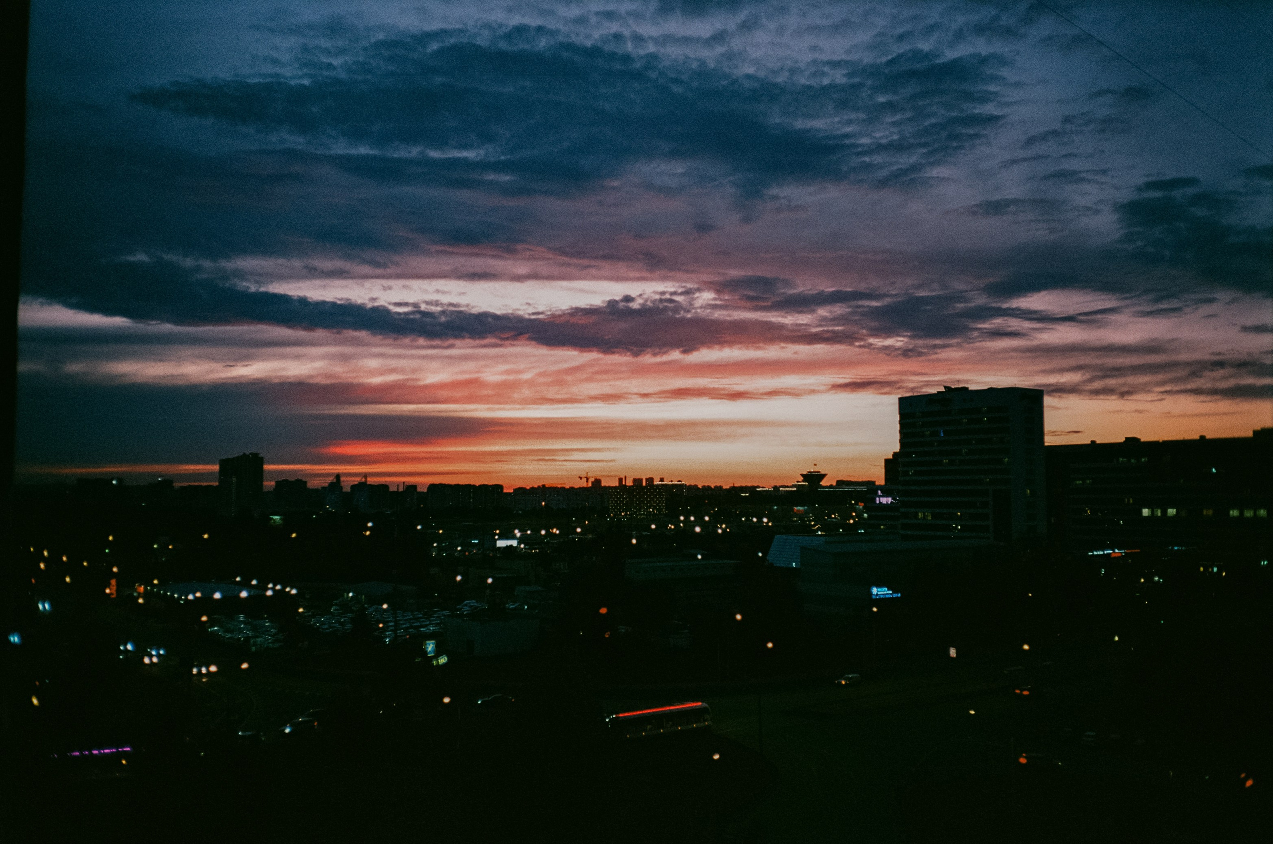 Ricoh MF-1 / Fujifilm X-tra 400 (просрочка) / Закат Строгино, Давыдовс