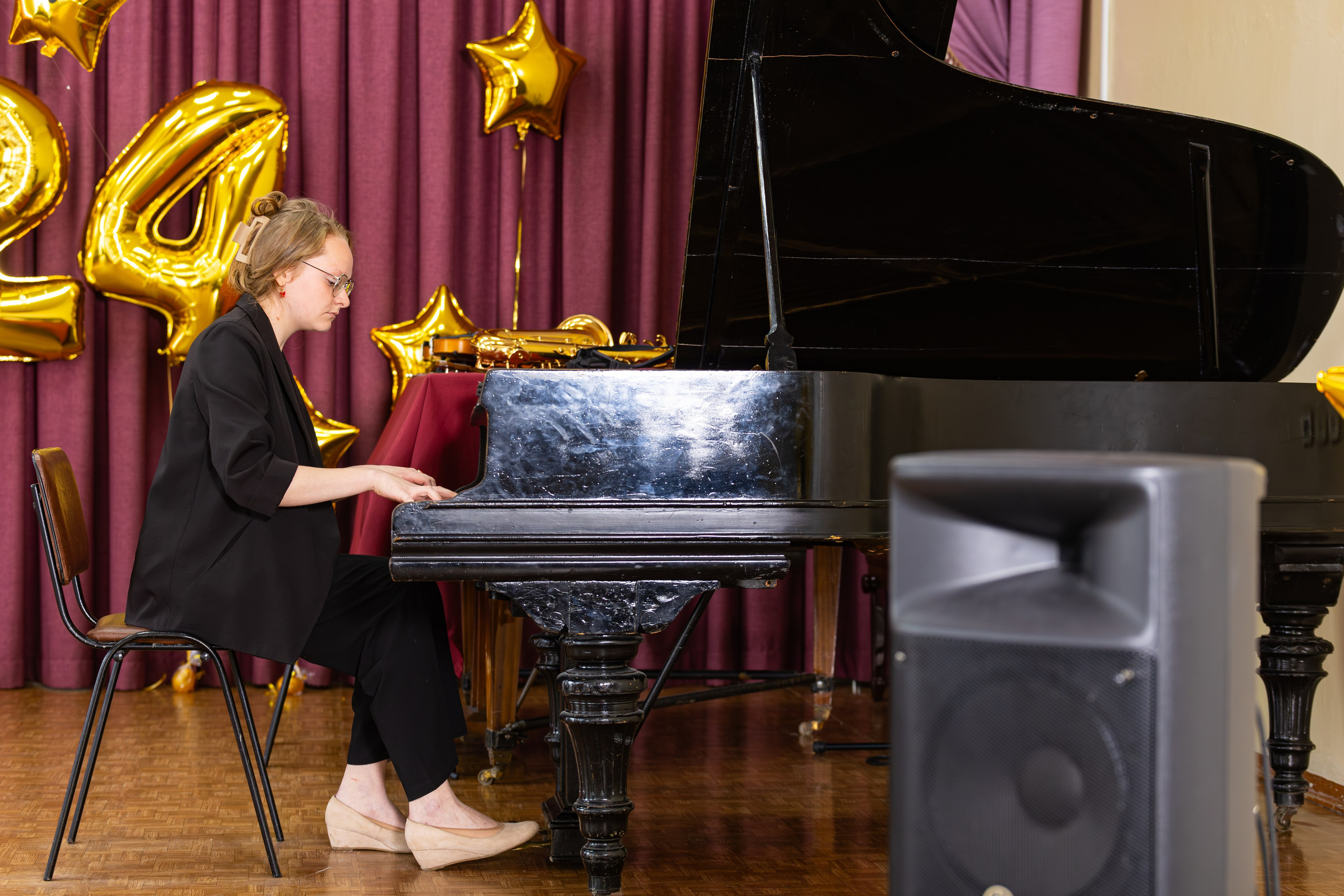 Выпускной музыкальная школа № 8. Фотограф Александр Поздняков  Новосибирск