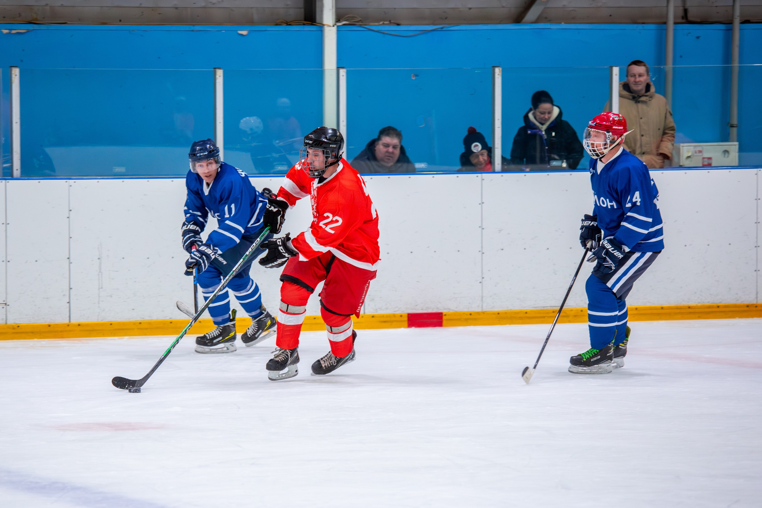 Чемпионат по хоккею. Репортажный, семейный, свадебный, портретный фотограф