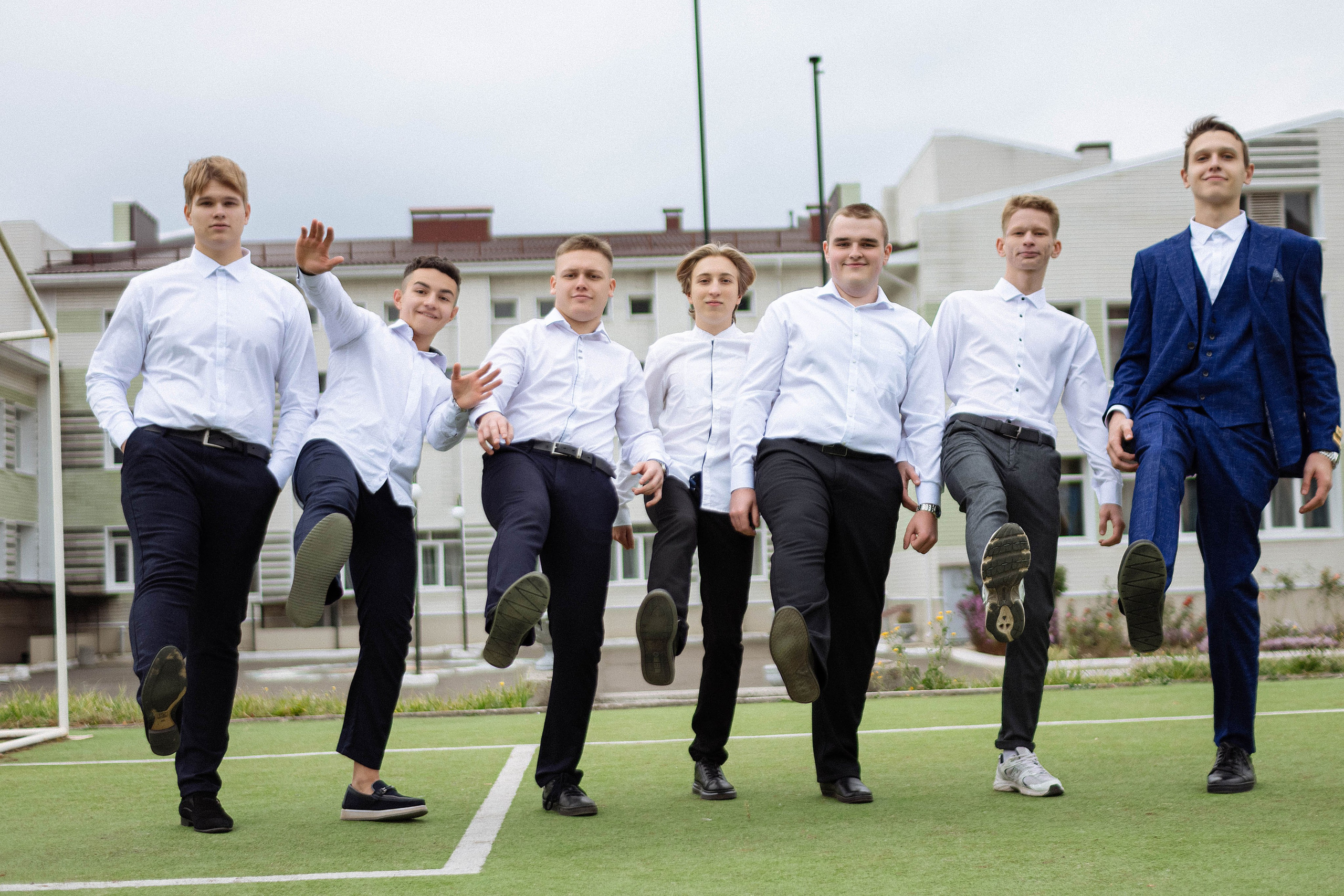 Школа № 88. 11 класс. Фотограф Донецк. Горловка. ДНР. Севастополь