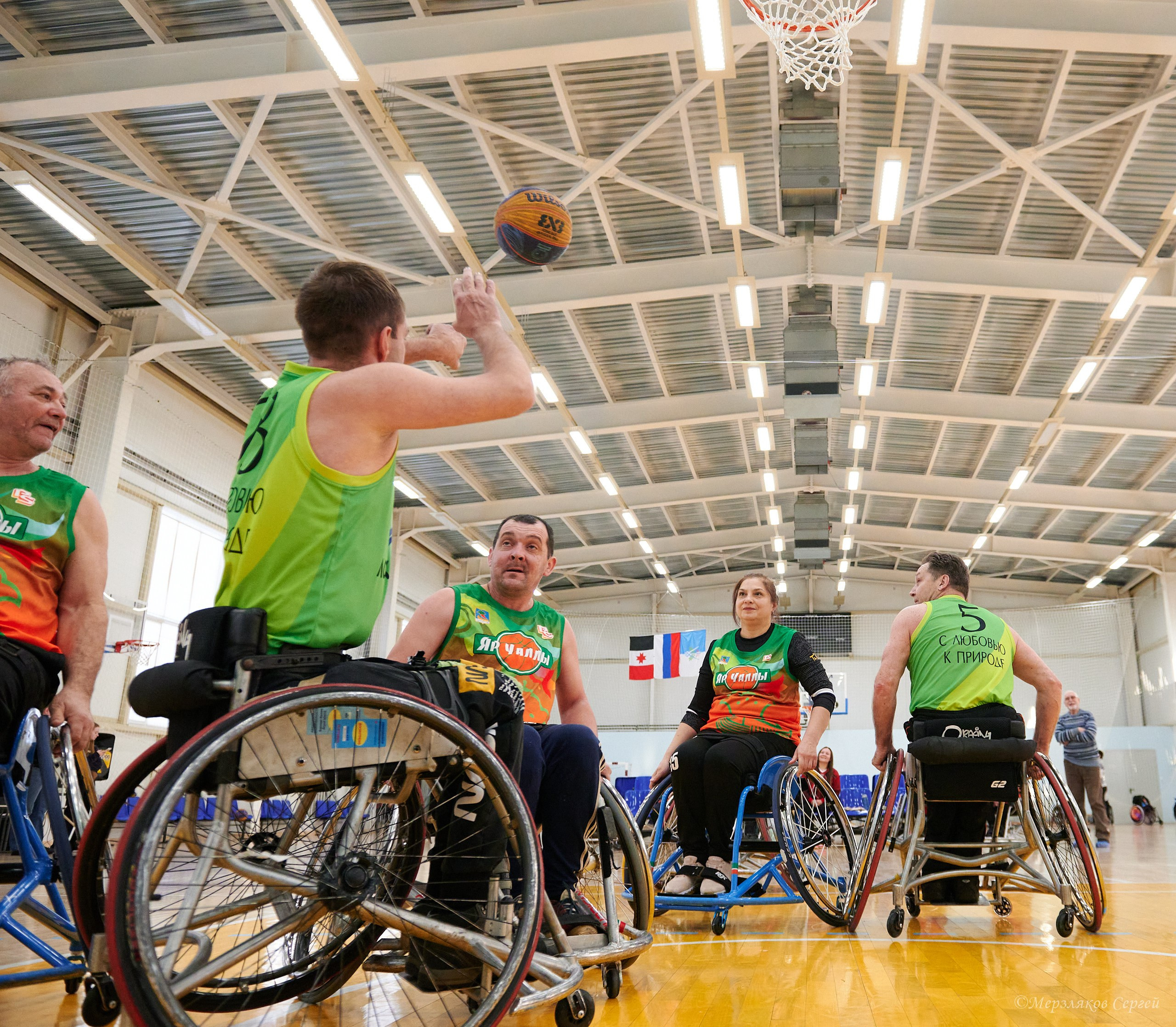 X традиционный Рождественский турнир по баскетболу на колясках. Ижевск. Спортивный репортажный фотограф в Ижевске Сергей Мерзляков