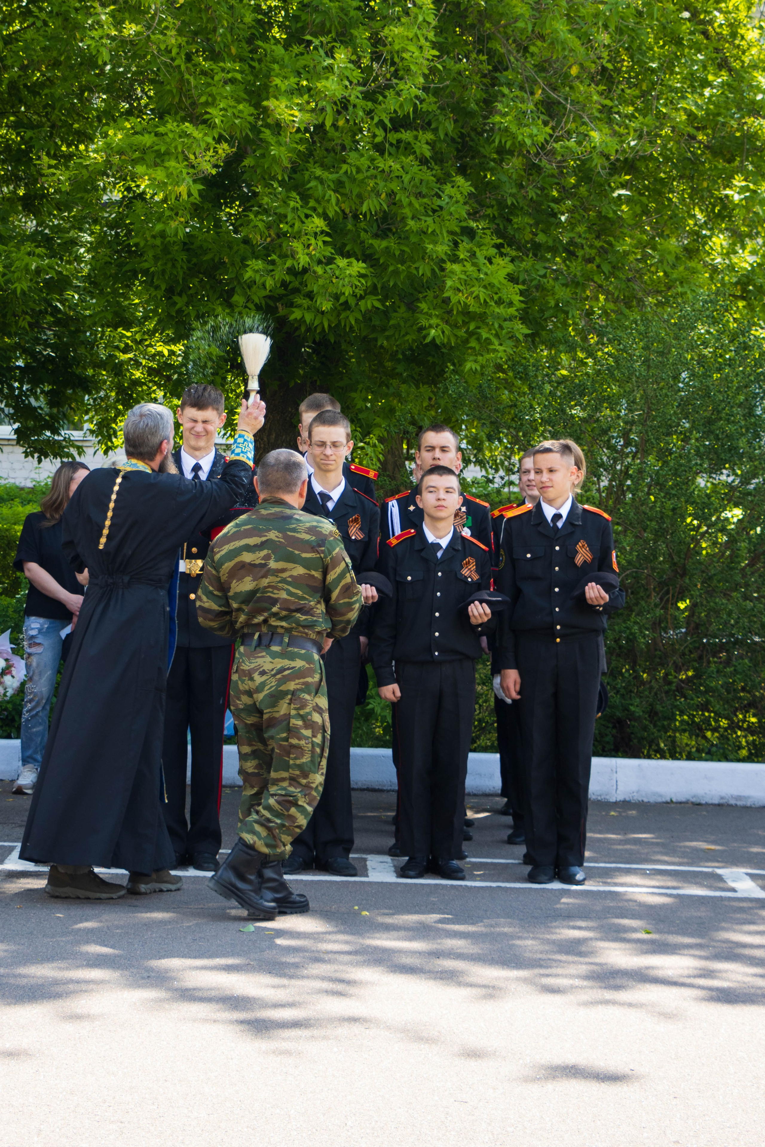 Последний звонок 2025 взвод 8"б». Фотограф Татьяна Матрос