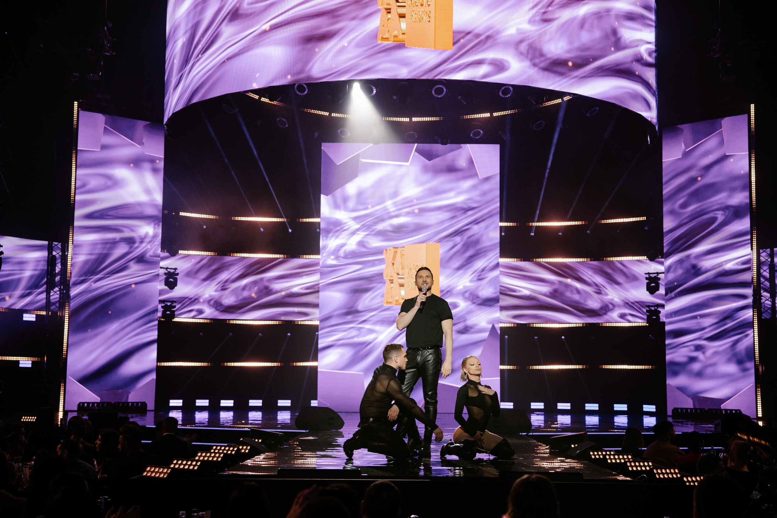 ЖАРА ТВ. Светский фотограф — Анисина Ирина