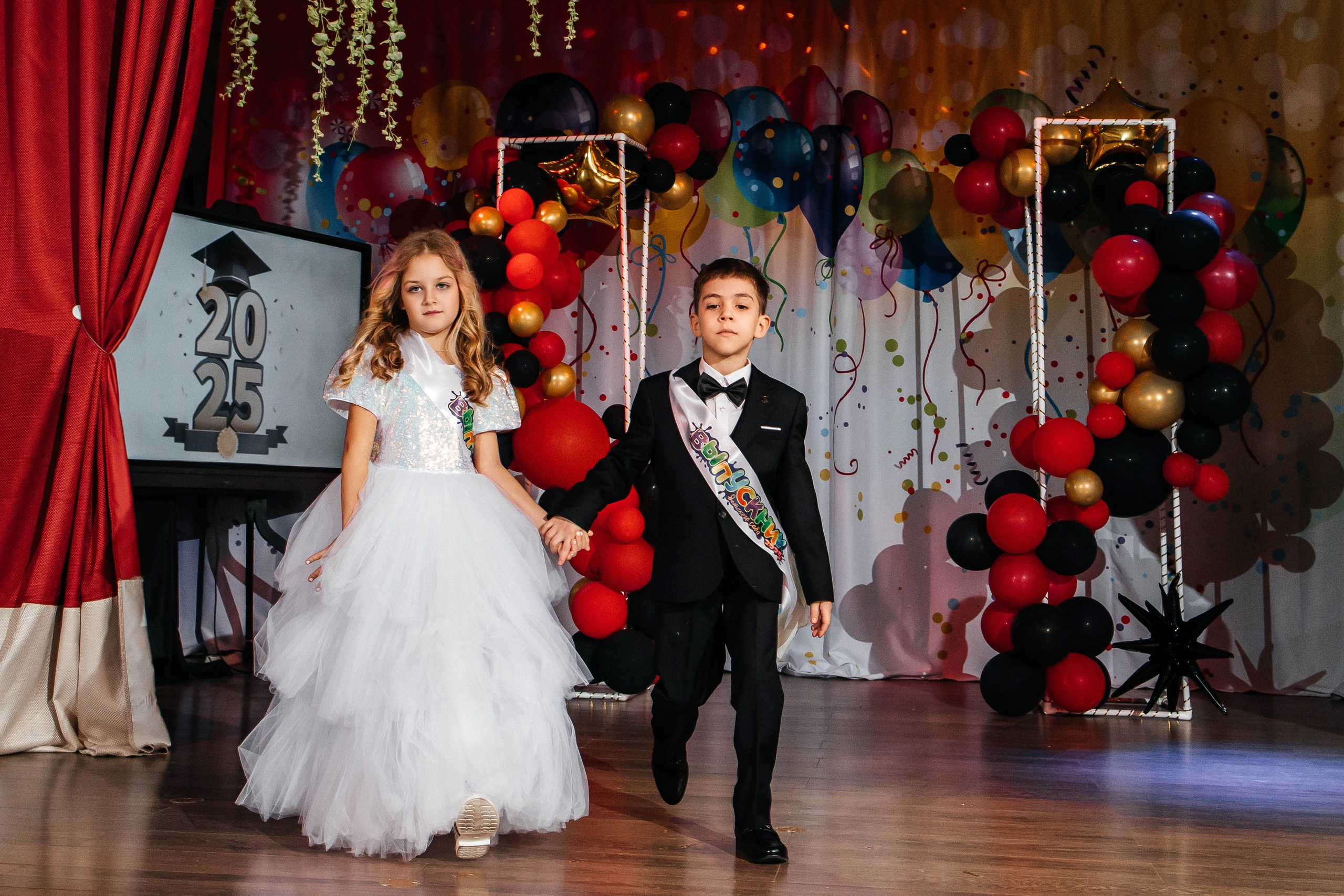 Выпускной в ЛИМПИК. Фотограф в Санкт-Петербурге Виктория Безверхая