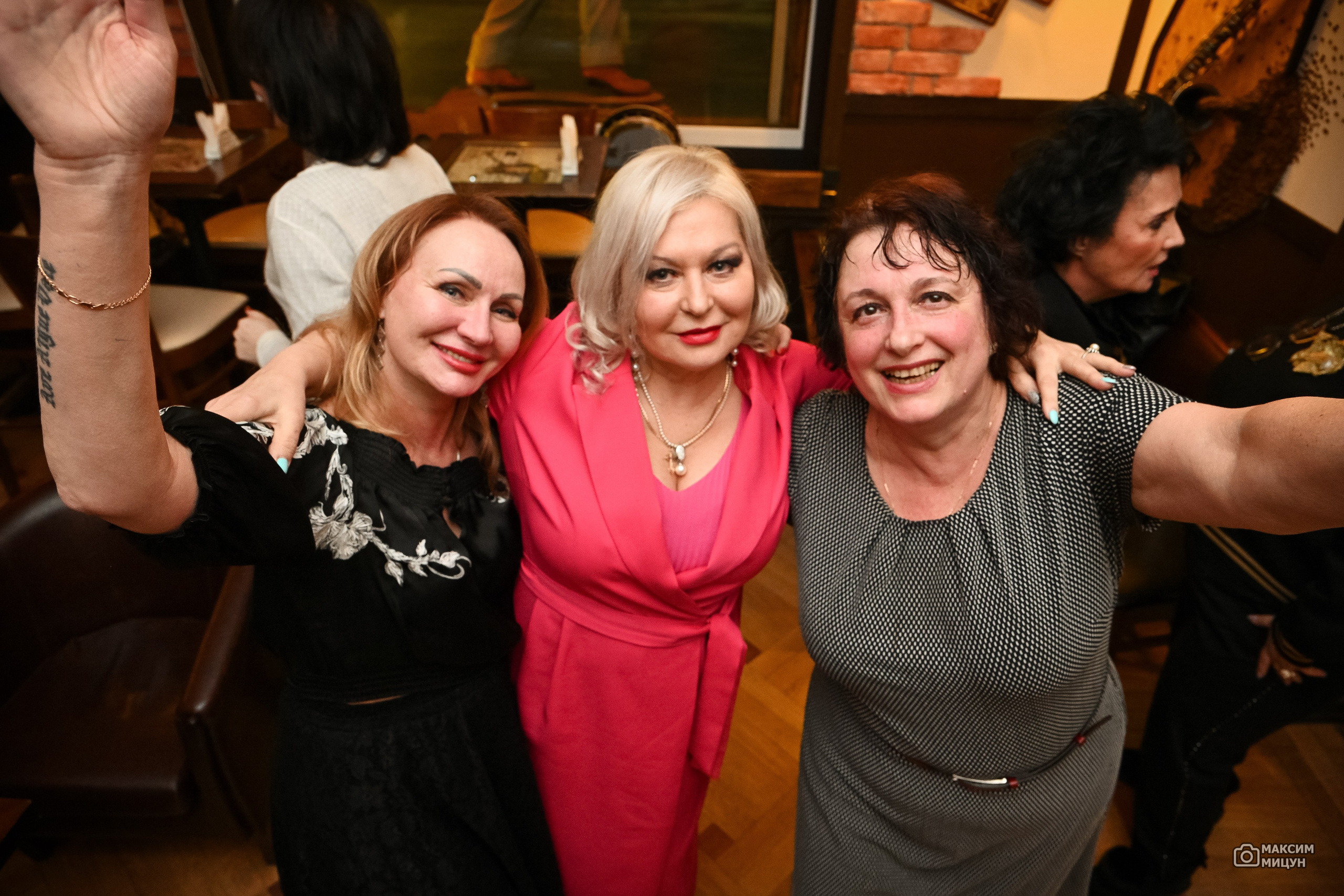 Репортажные съёмки. Фотограф Максим Мицун. Портрет, свадьба, репортаж, каталог