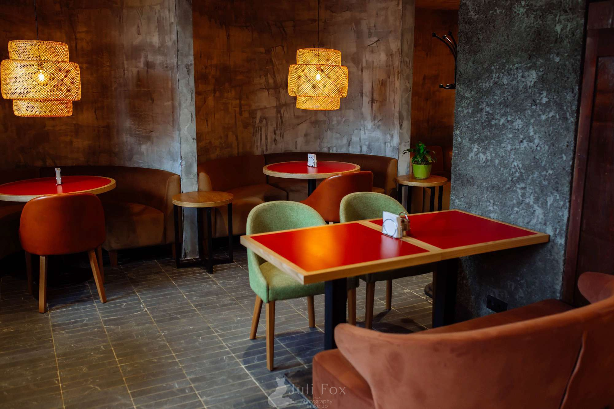 НЕДВИЖИМОСТЬ / ИНТЕРЬЕРЫ/ ОТЕЛИ. Портретный, свадебный, репортажный фотограф во Владивостоке Юлиана Джули Фокс